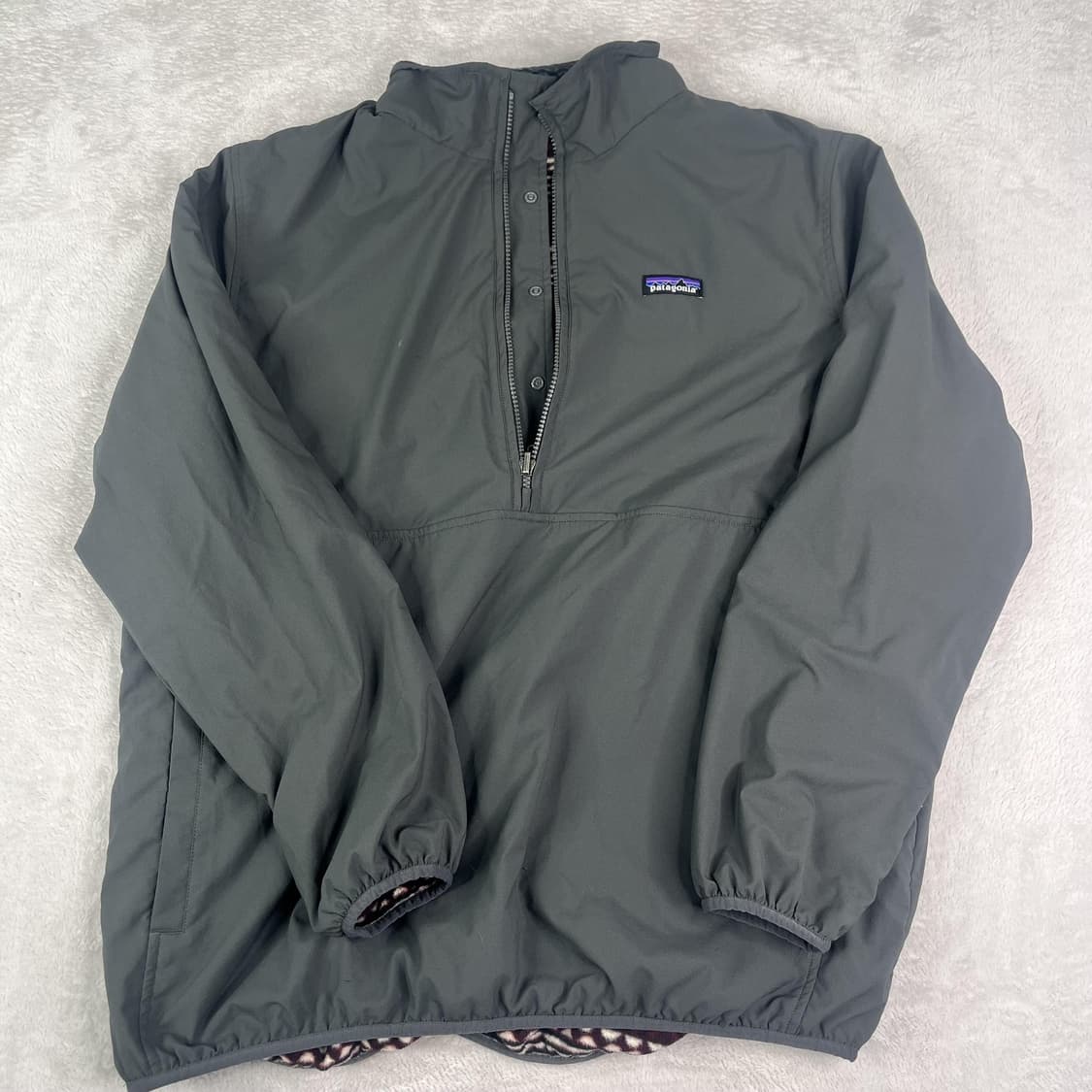 10s 파타고니아 리버서블 신칠라 스냅T 버건디 패턴 상품이미지4