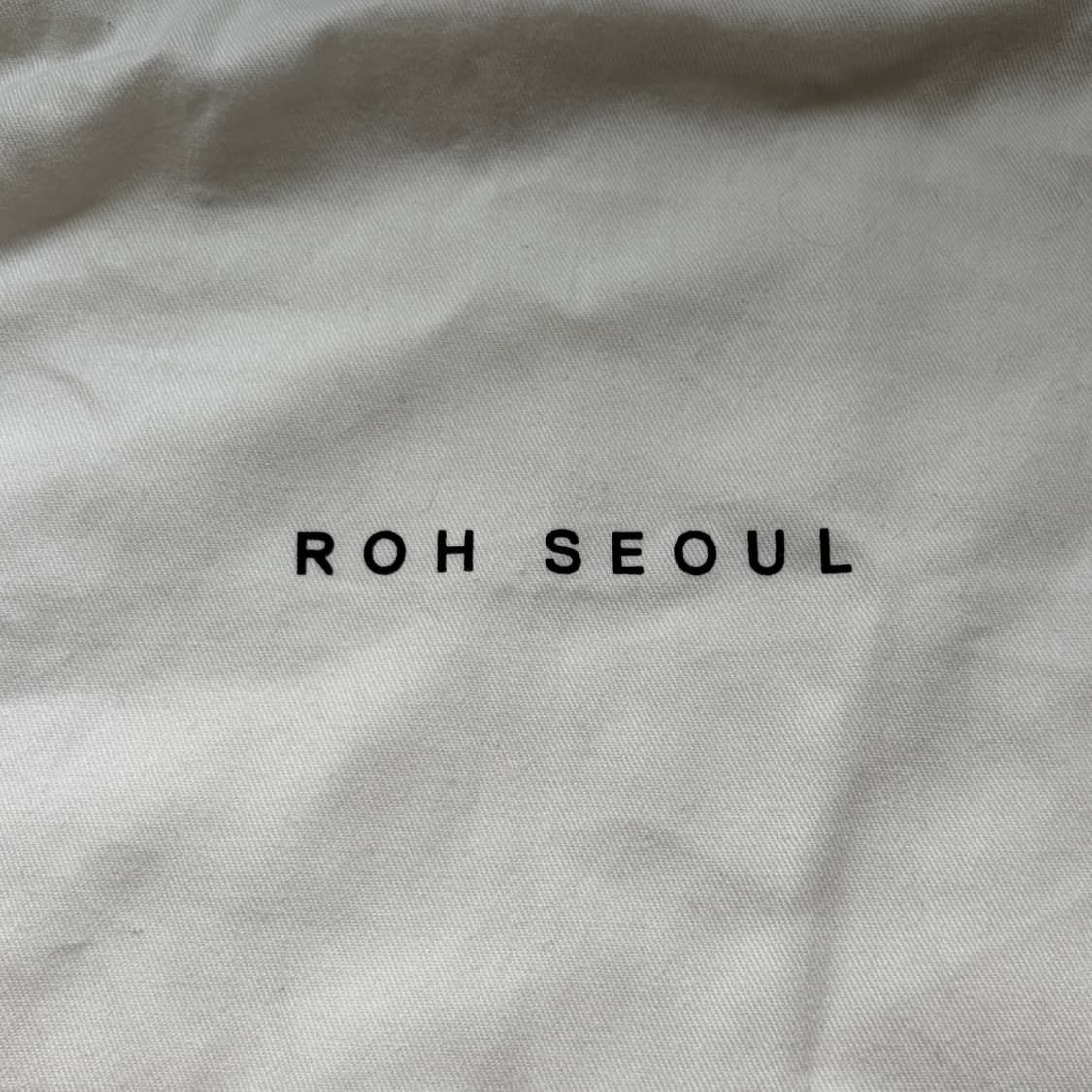  ROH SEOUL 로서울 블랙 가죽 토트백 상품이미지3