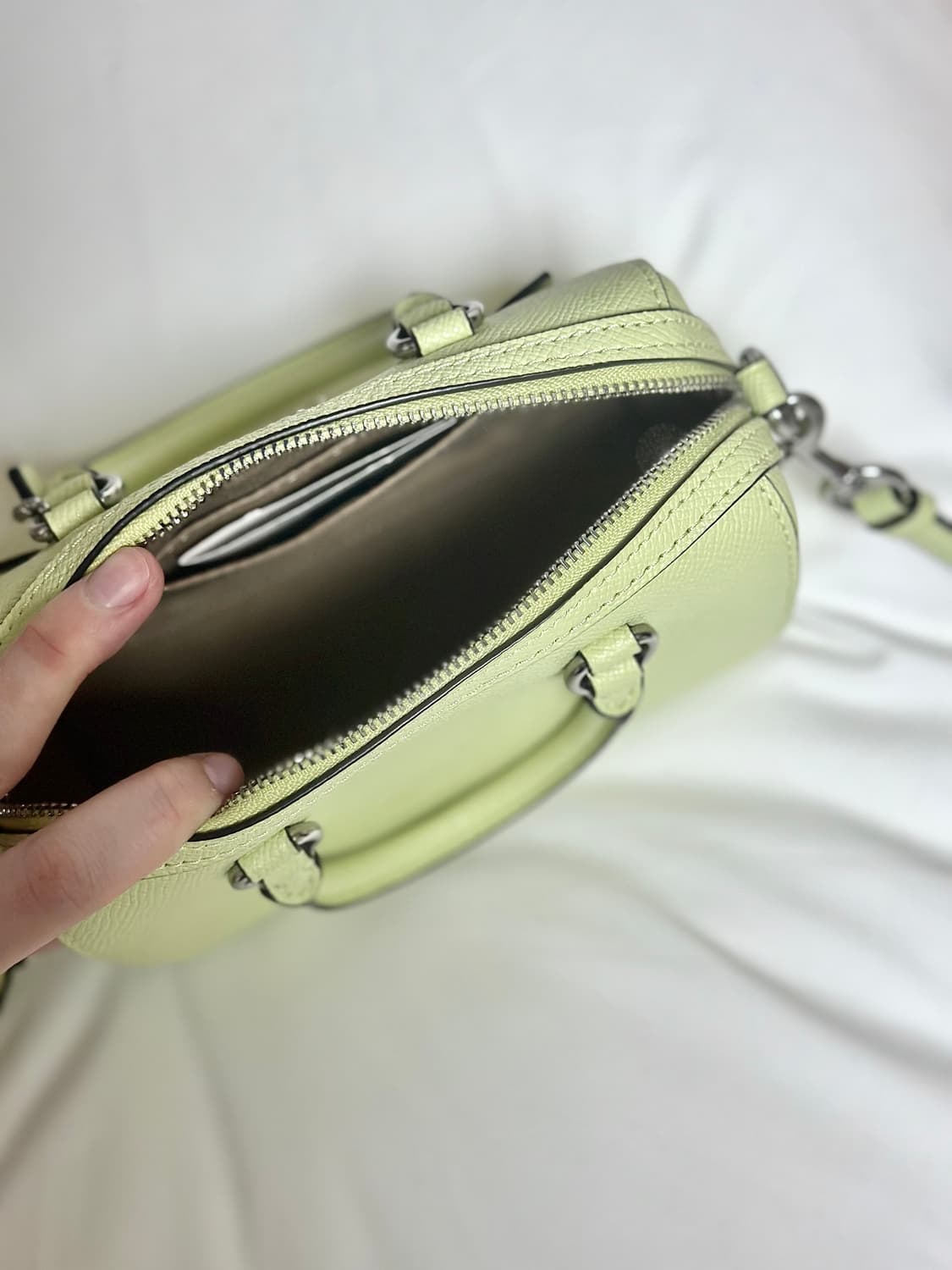 코치 미니 로완 크로스바디백 상품이미지5