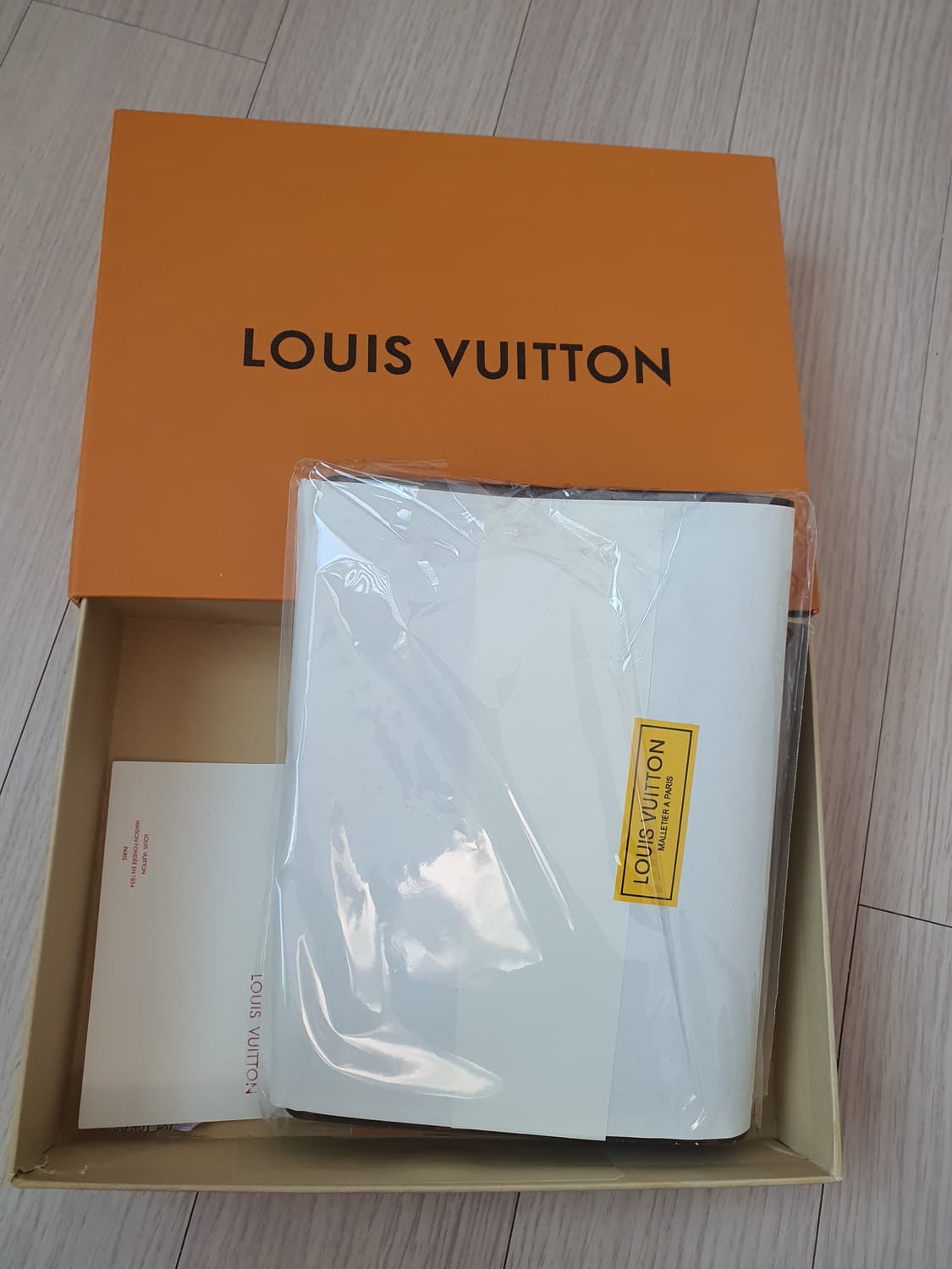 루이비통다이어리 루이비통지갑 새상품 파격처분 상품이미지5