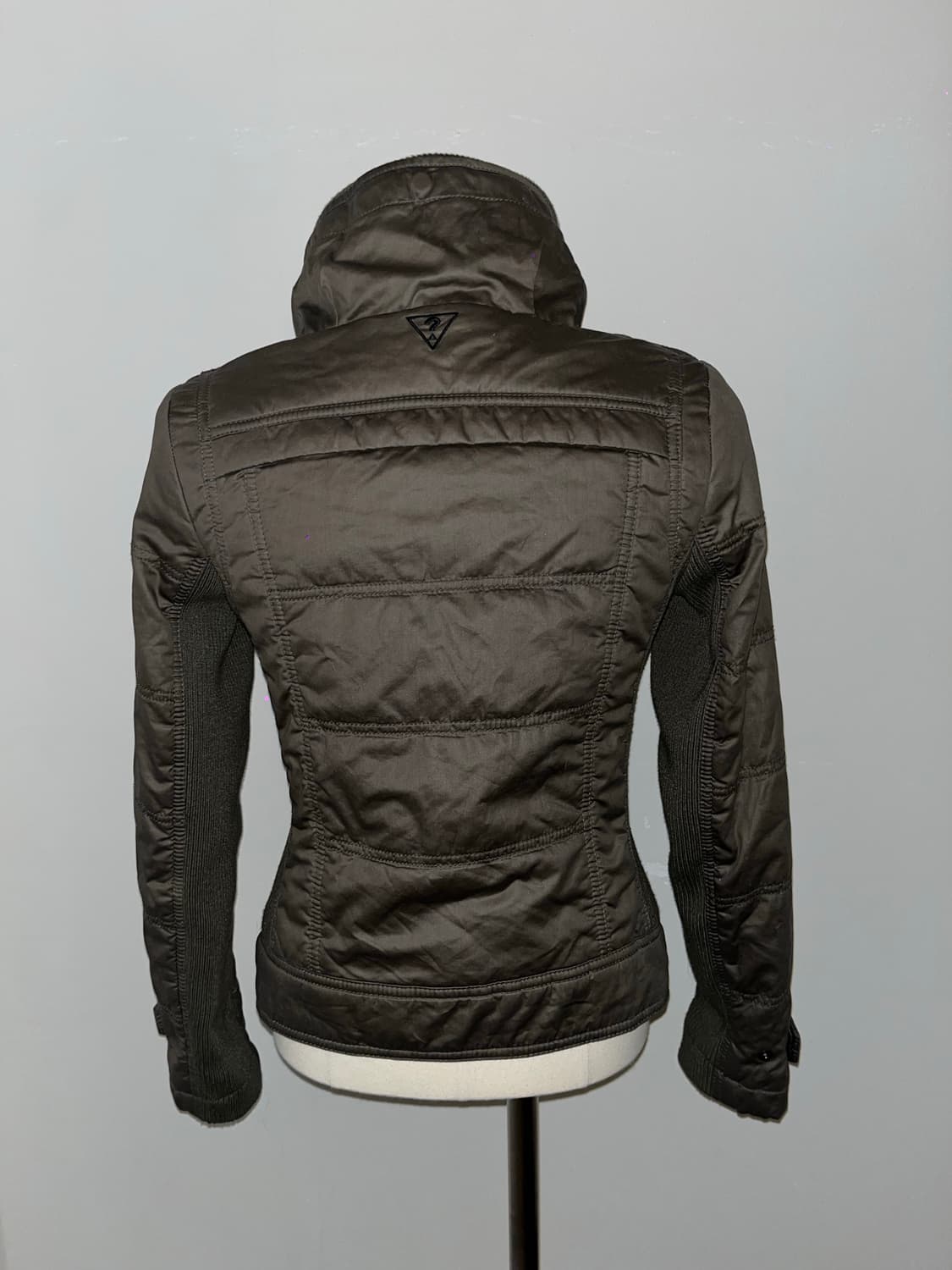 Guess khaki padded jacket 상품이미지3