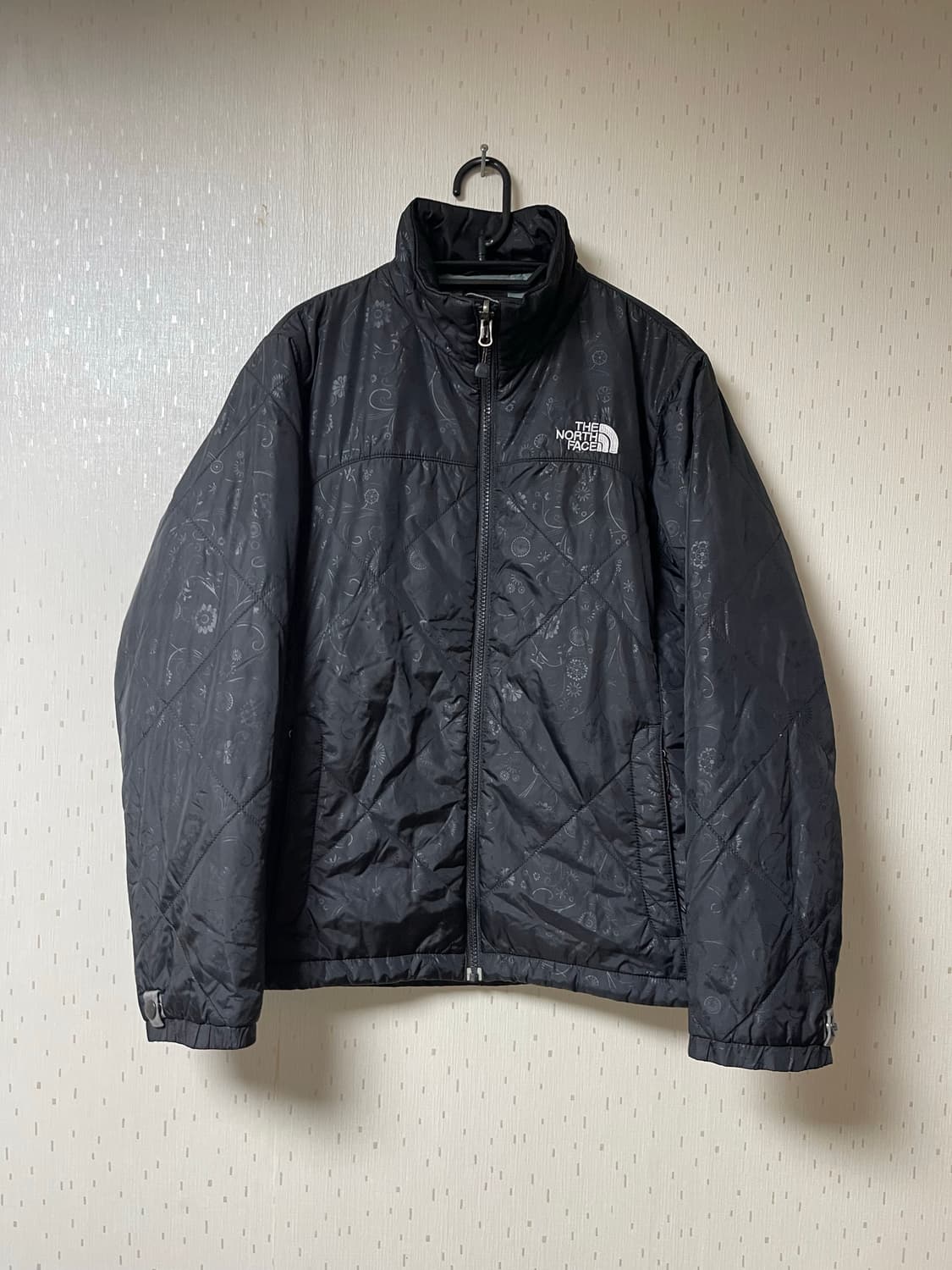 노스페이스 정품 여성용 내피용 패딩자켓 페이즐리패턴 90 상품이미지1