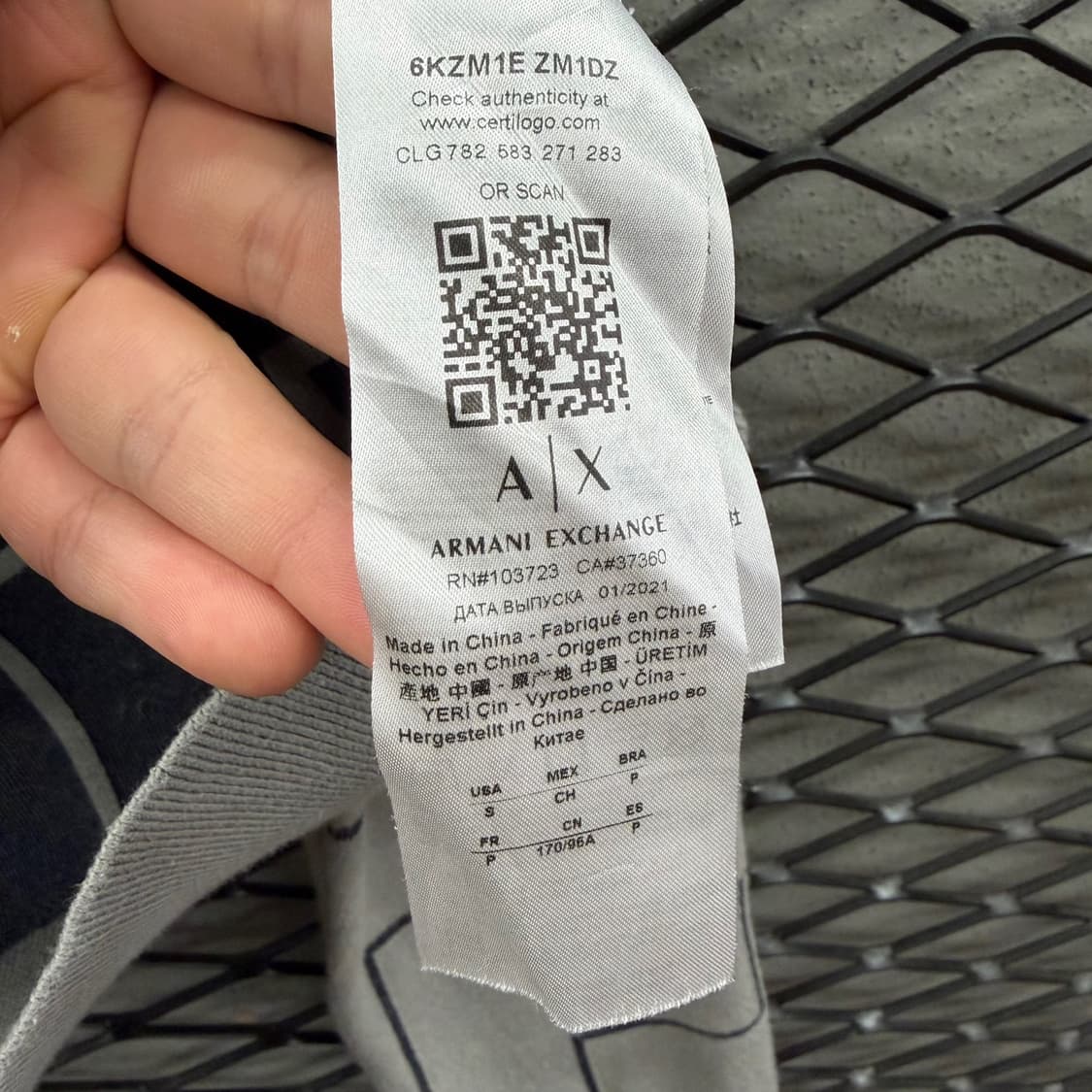 A/X 아르마니 익스체인지 미니멀 패턴 니트 지그재그 디테일 그레이 상품이미지8