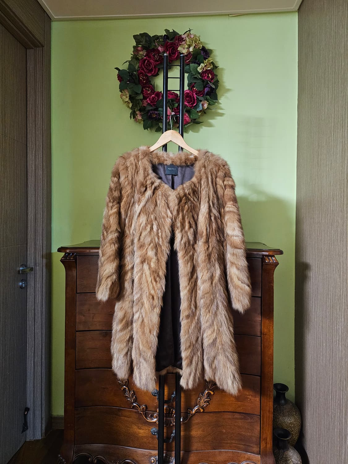 모조에스핀 천연세이블퍼 코트 상품이미지3