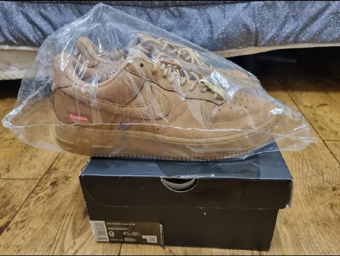 슈프림 나이키 된장포스 270 상품이미지1