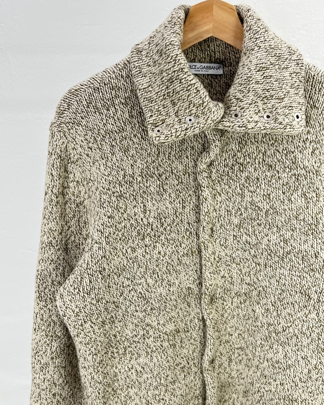 돌체 앤 가바나 멀티 드라이버 스페클 하이넥 니트 가디건 상품이미지2