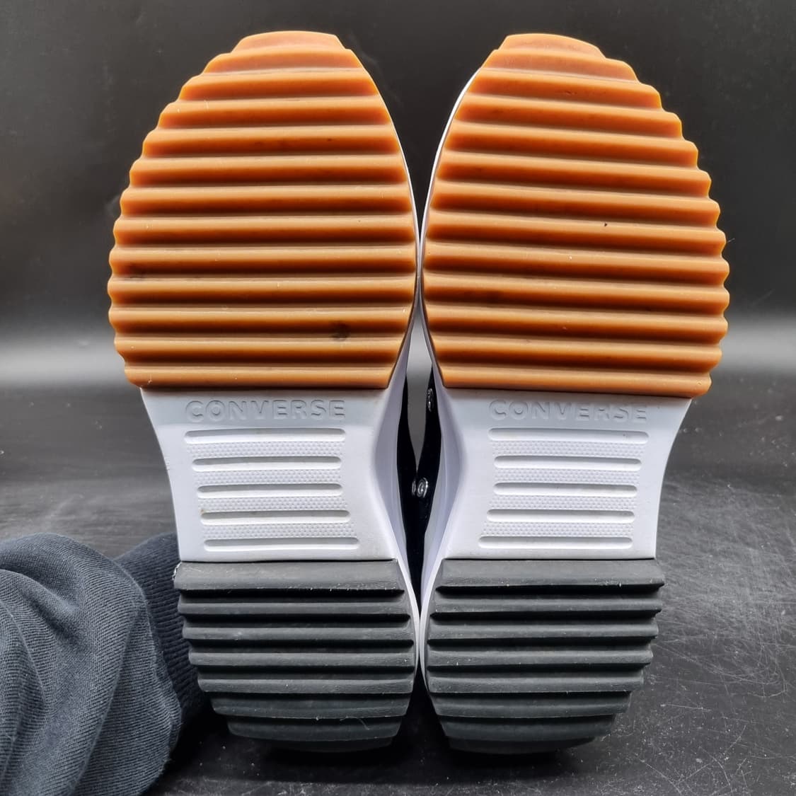 컨버스 런스타 하이크 로우스니커즈 230 상품이미지3