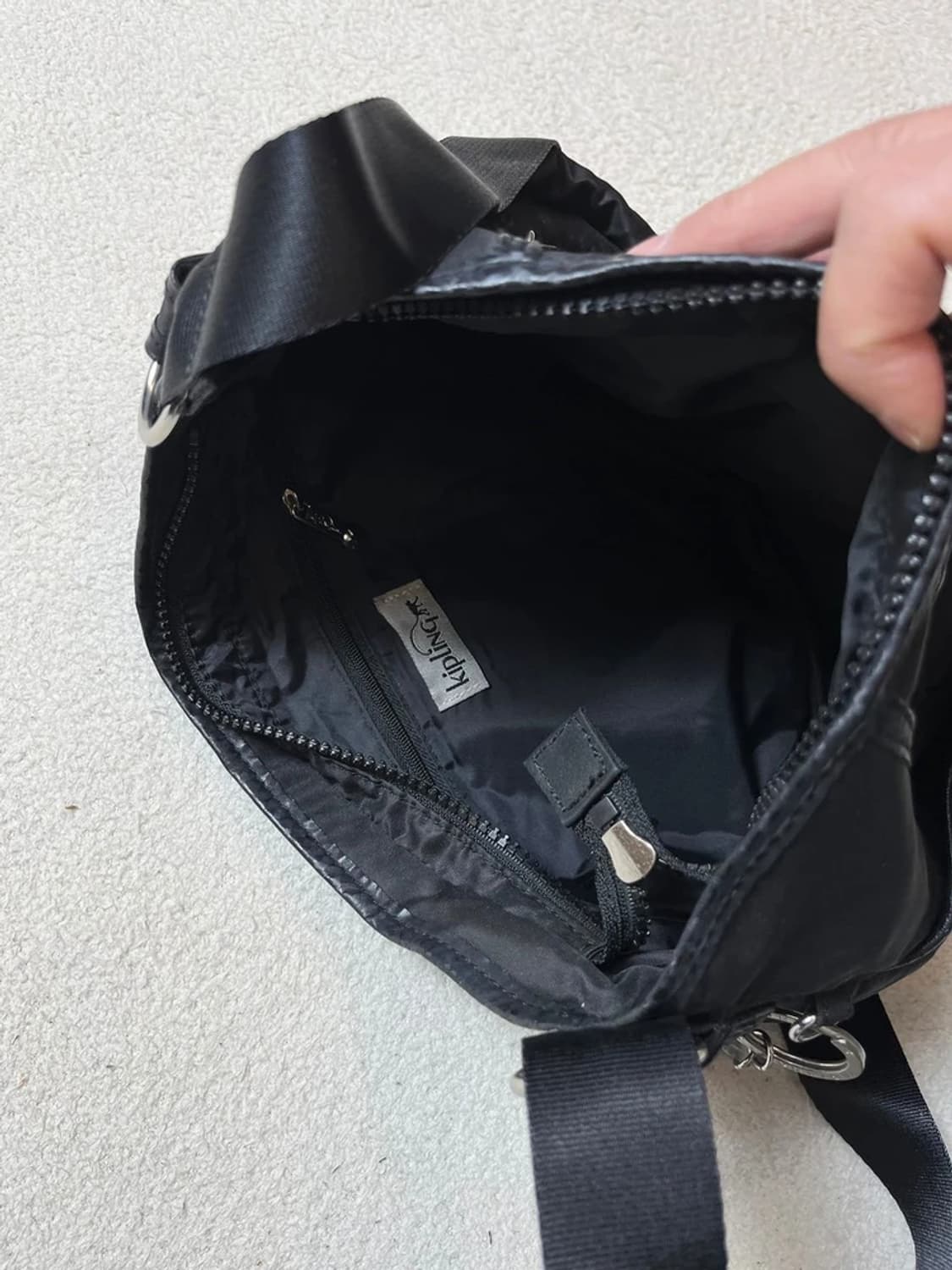 키플링 00s Y2K 글로시 배색 미니 크로스백 Q1240 상품이미지6