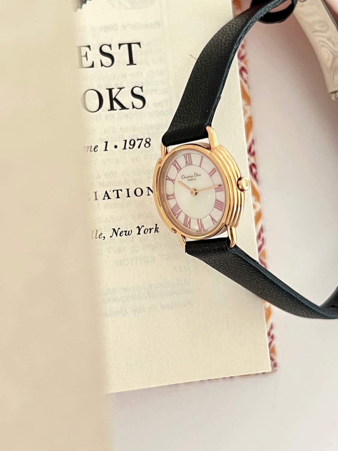 디올 골드 라운드 CD 버클 시계 / 정품감정 . 케어 상품이미지8