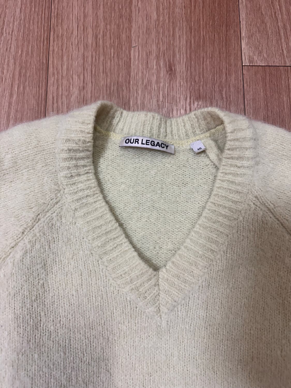 아워레가시 라임 브이넥 니트 46 상품이미지2