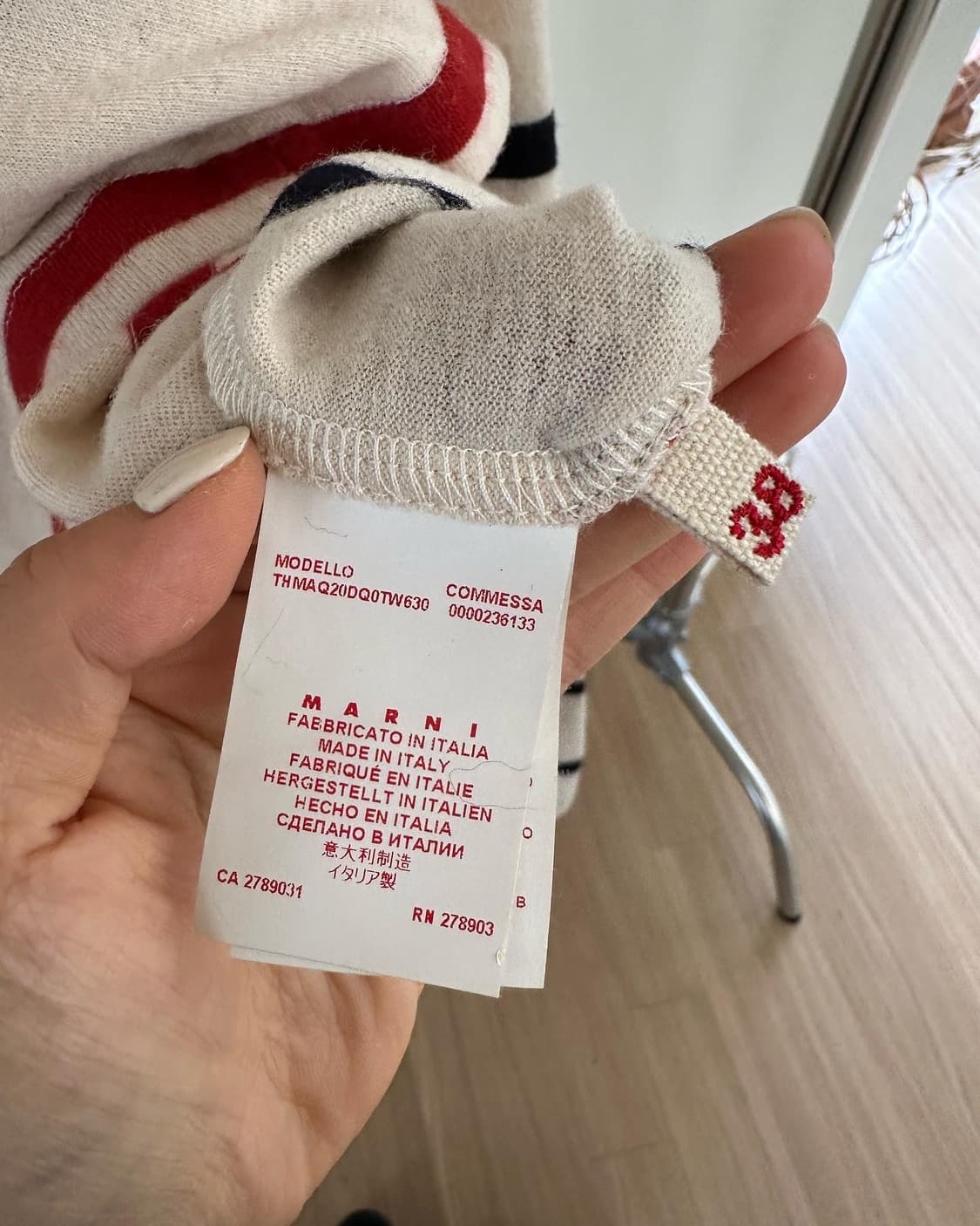 마르니 멀티컬러 스트라이프 백오픈 롱슬리브  상품이미지8