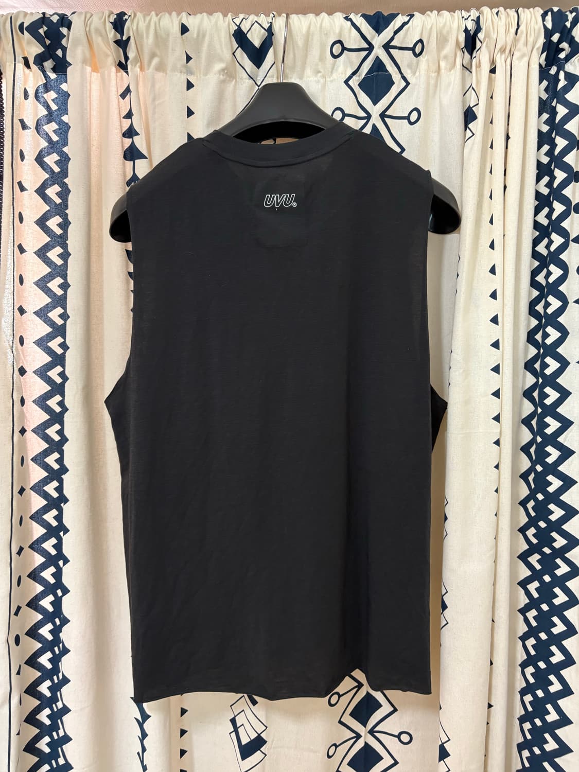 UVU / 퍼포먼스 컷오프 슬리브리스  상품이미지3