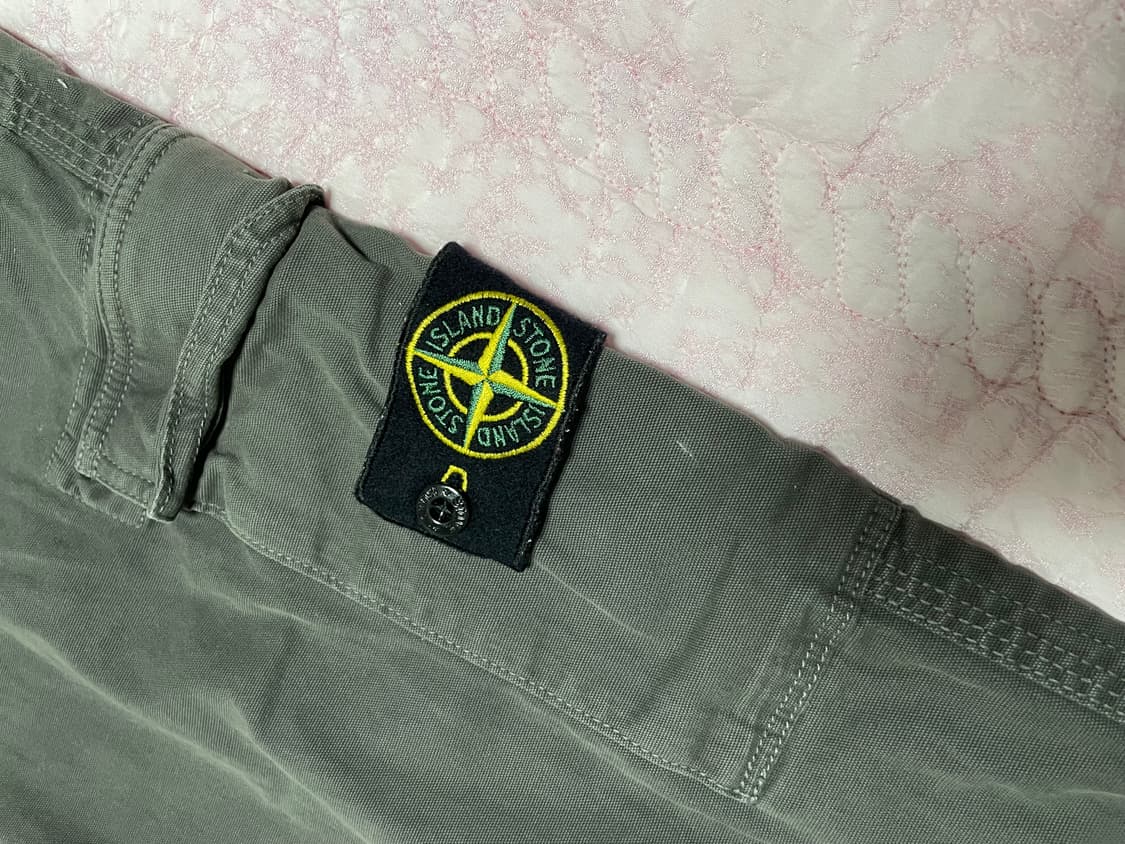 정품 새상품급 스톤아일랜드 카고바지 31-32 상품이미지3