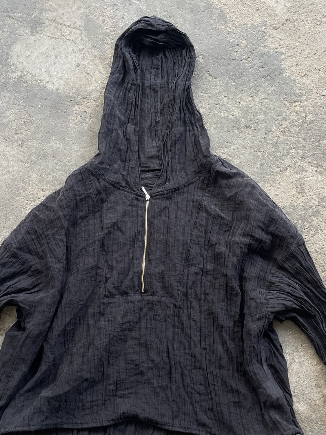 pleats half zip up hoody 상품이미지2
