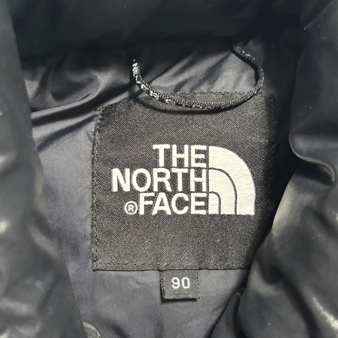 노스페이스 700 눕시 유광 패딩 조끼 상품이미지4