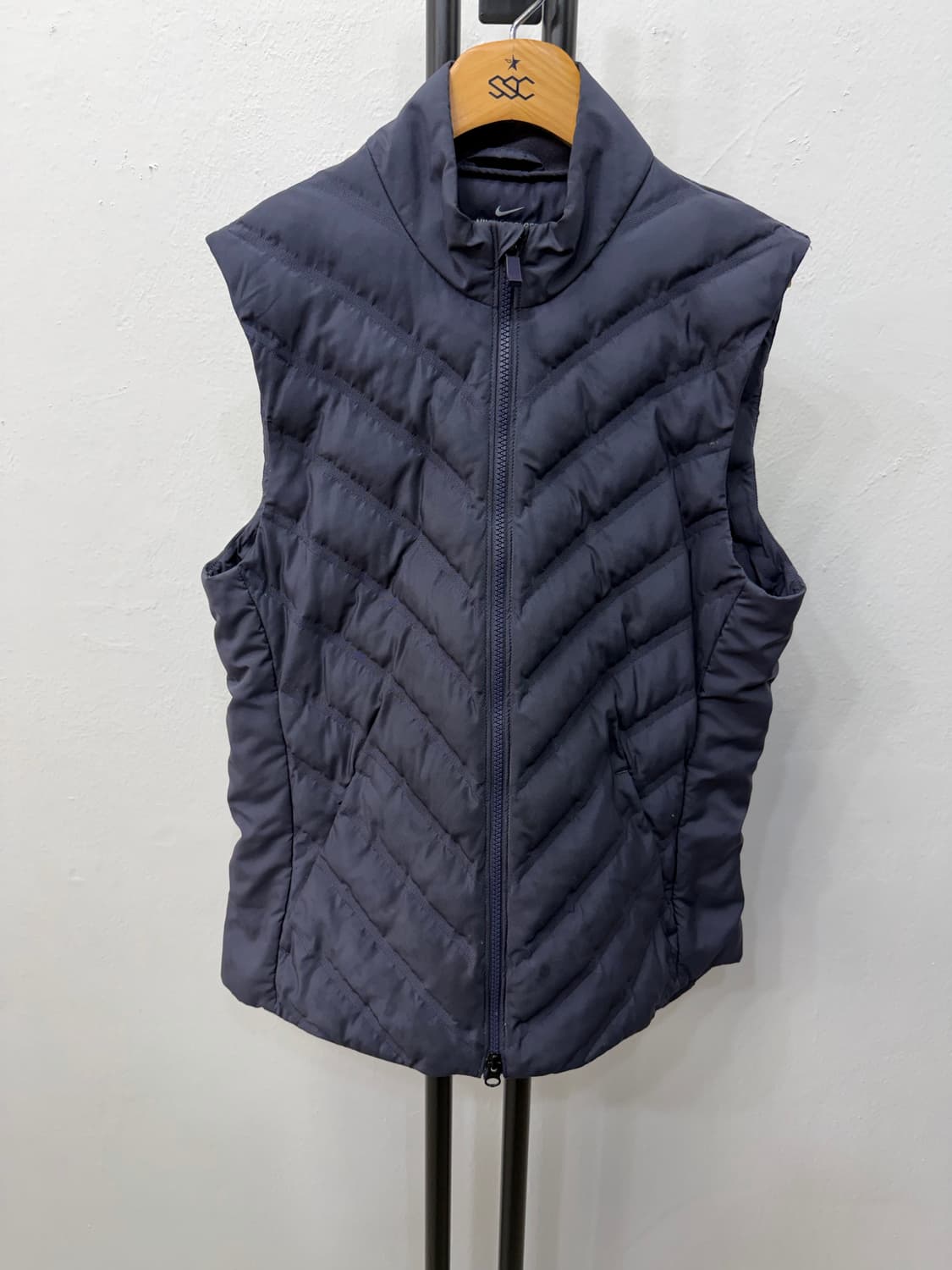 정품) 나이키 남성 에어로프트 패딩조끼 M 상품이미지1