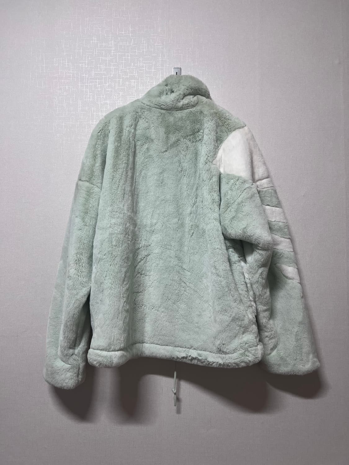 (일본 한정판) 아디다스 퍼 자켓 M 상품이미지2