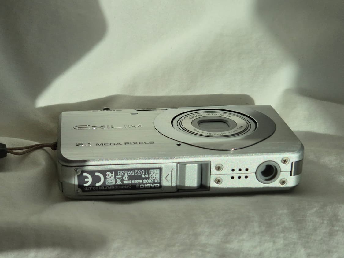 🫧미품📷카리나픽✨ CASIO EXILIM Z80 실버 🤍 상품이미지3