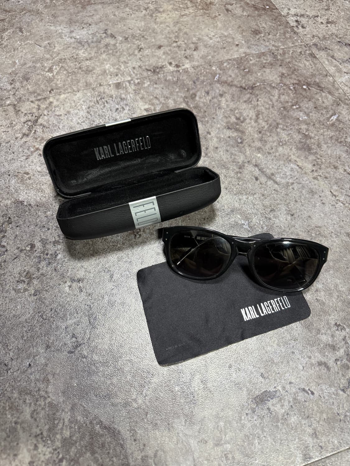 칼라거펠트 선글라스 풀박스 상품이미지1