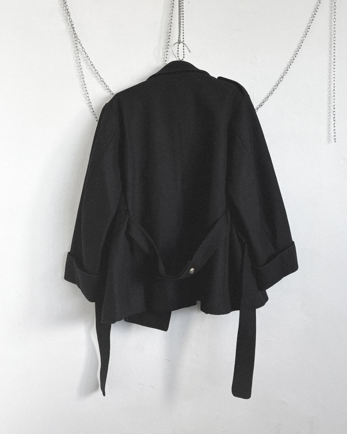 발렌시아가 게스키에르 사선버튼 헤비 울 크롭 코트 상품이미지6