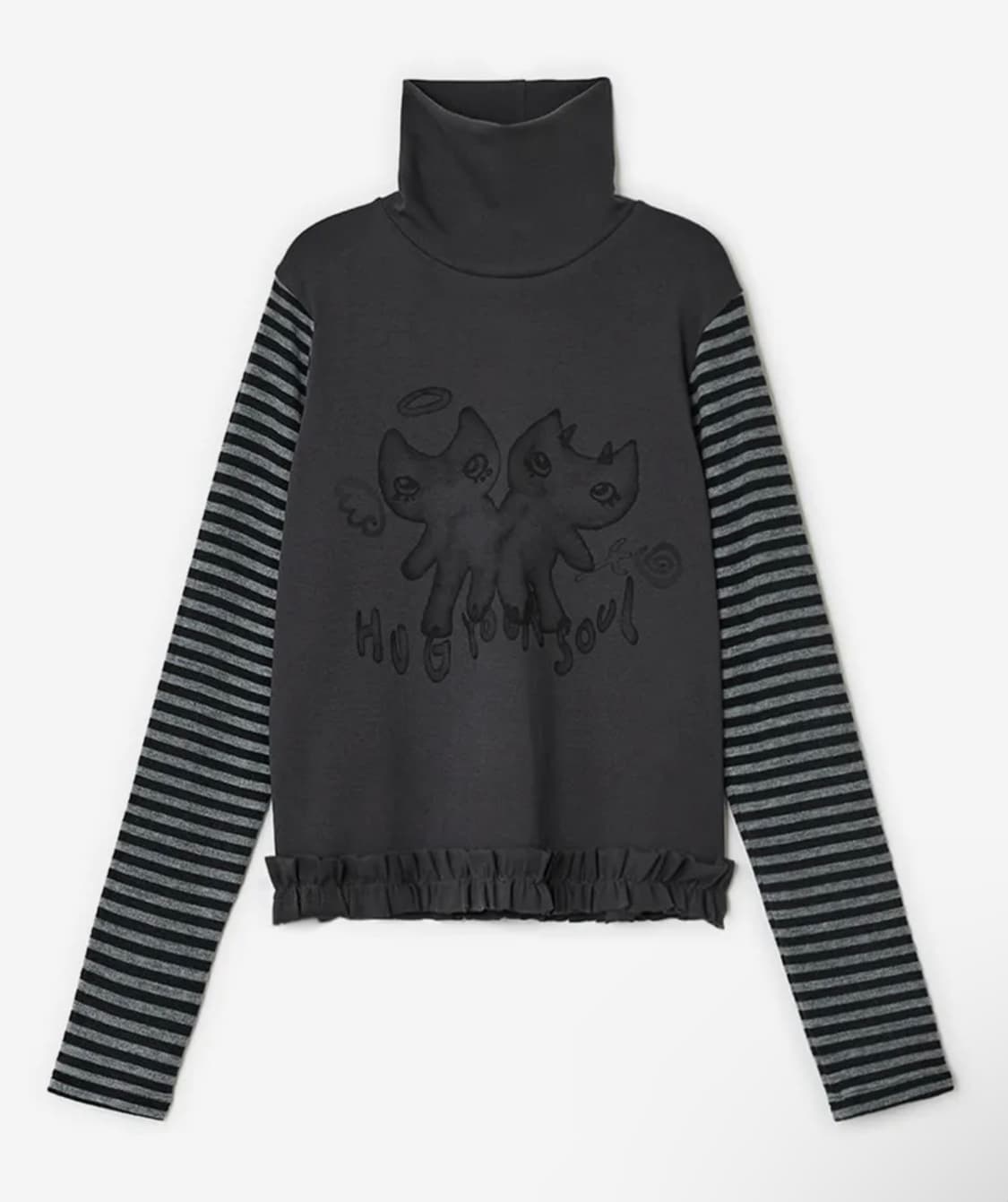 구해요))허그유어스킨 드로잉 프릴 폴라 탑 차콜 상품이미지1