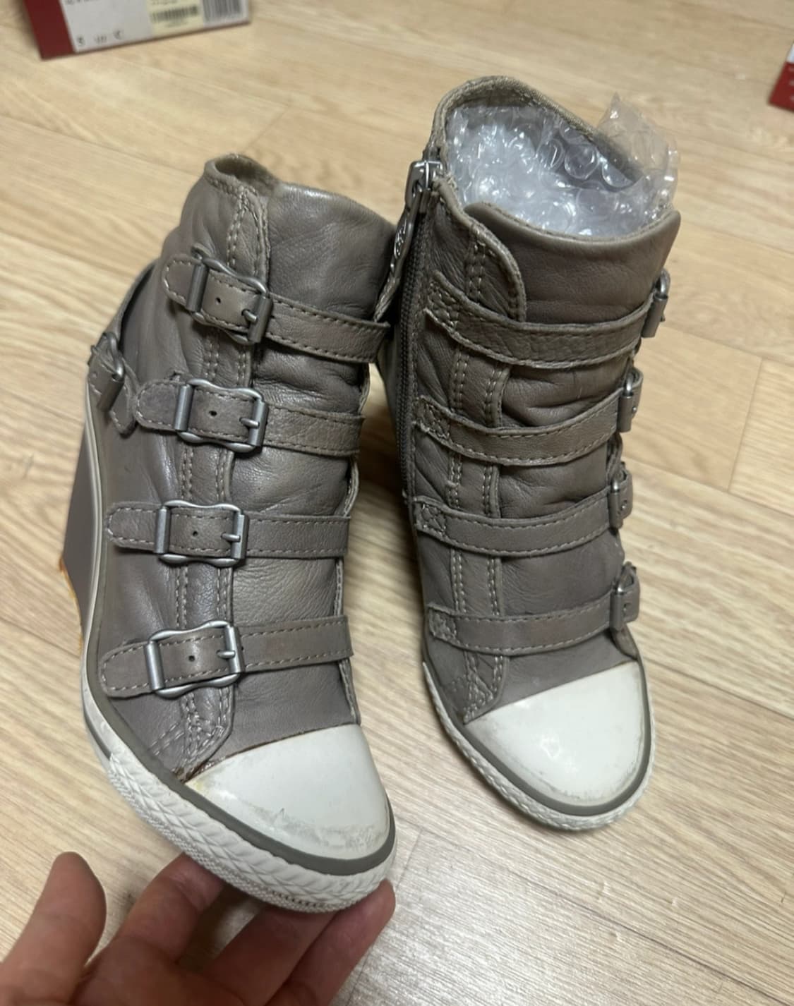 Ash 웨지힐 스니커즈 35사이즈 상품이미지2