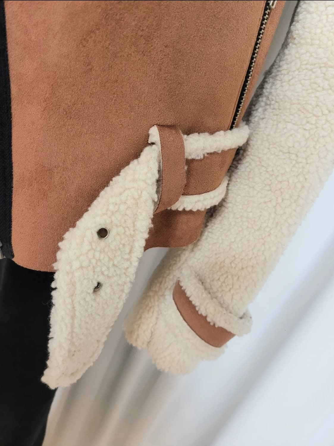 브라운 겨울 배색 무스탕 상품이미지7