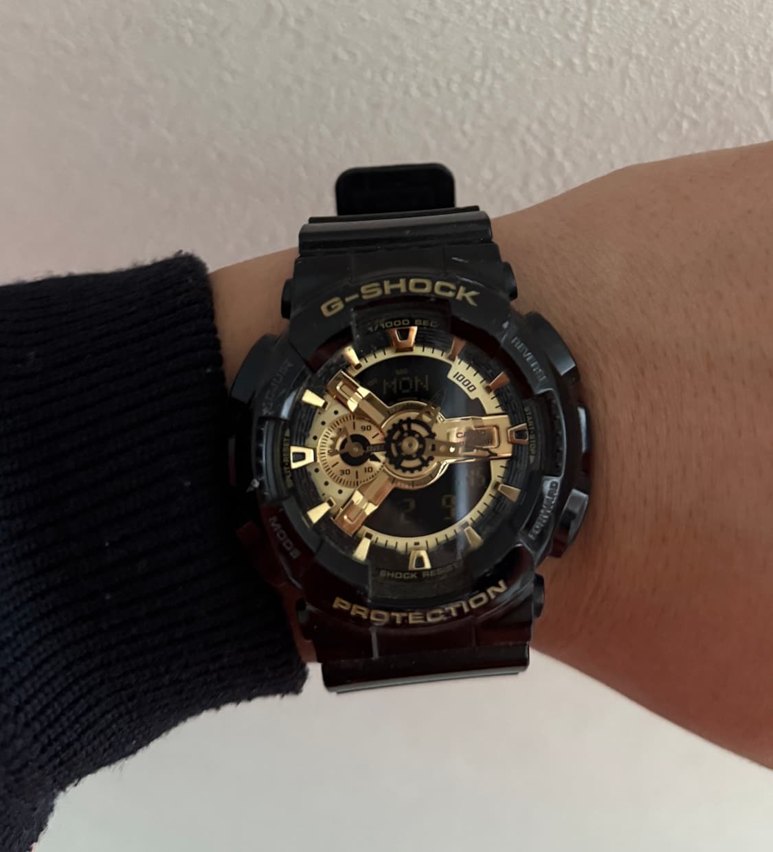 지샥 GA-110GB-1A 블랙 및 골드 시리즈 상품이미지2