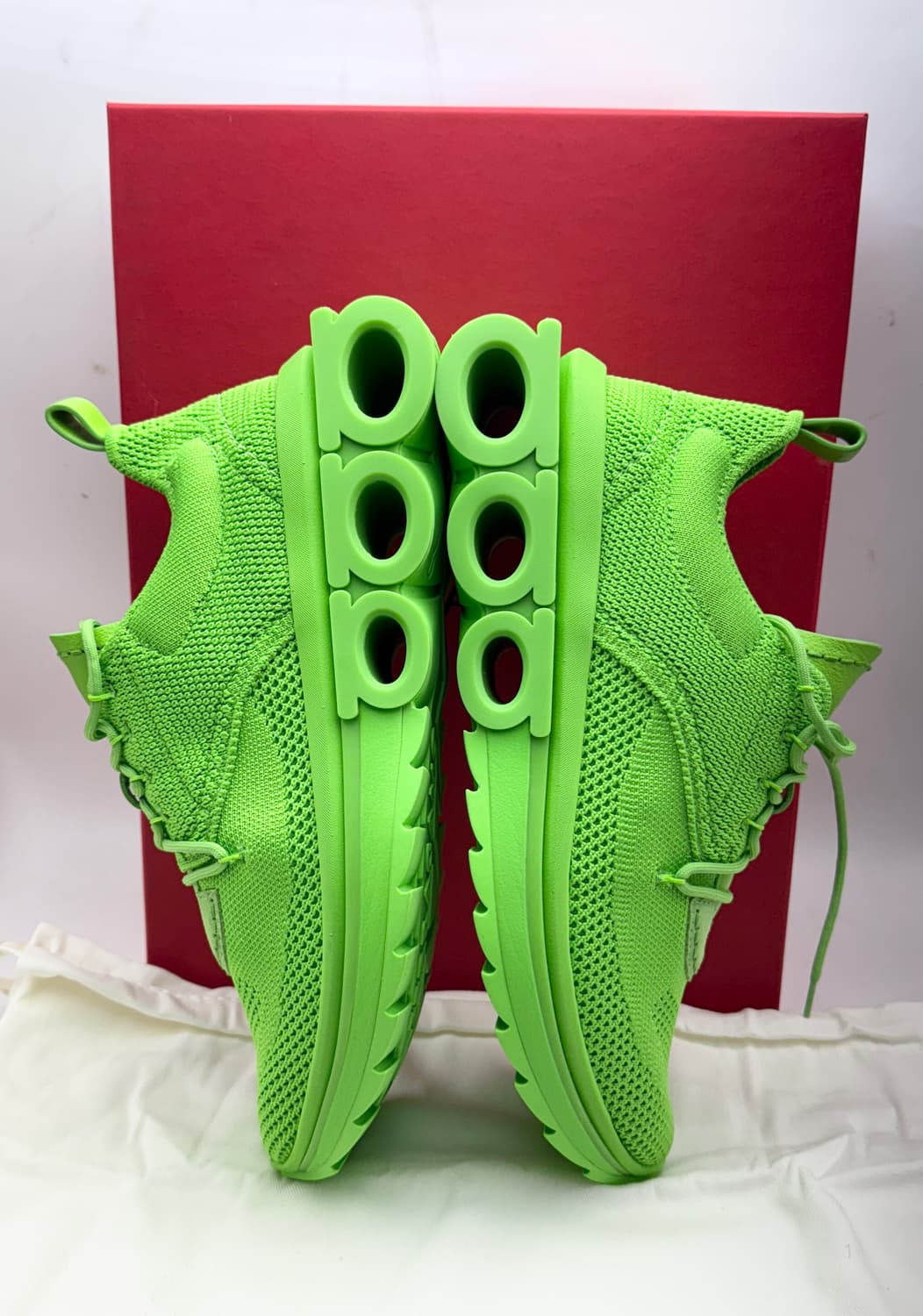 정품)페라가모 스니커즈 상품이미지5