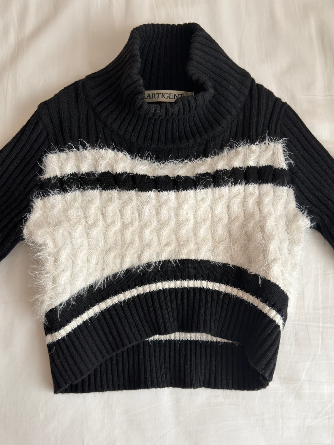 L7 COLORBLOCK KNIT BOLERO(BLACK) 상품이미지2