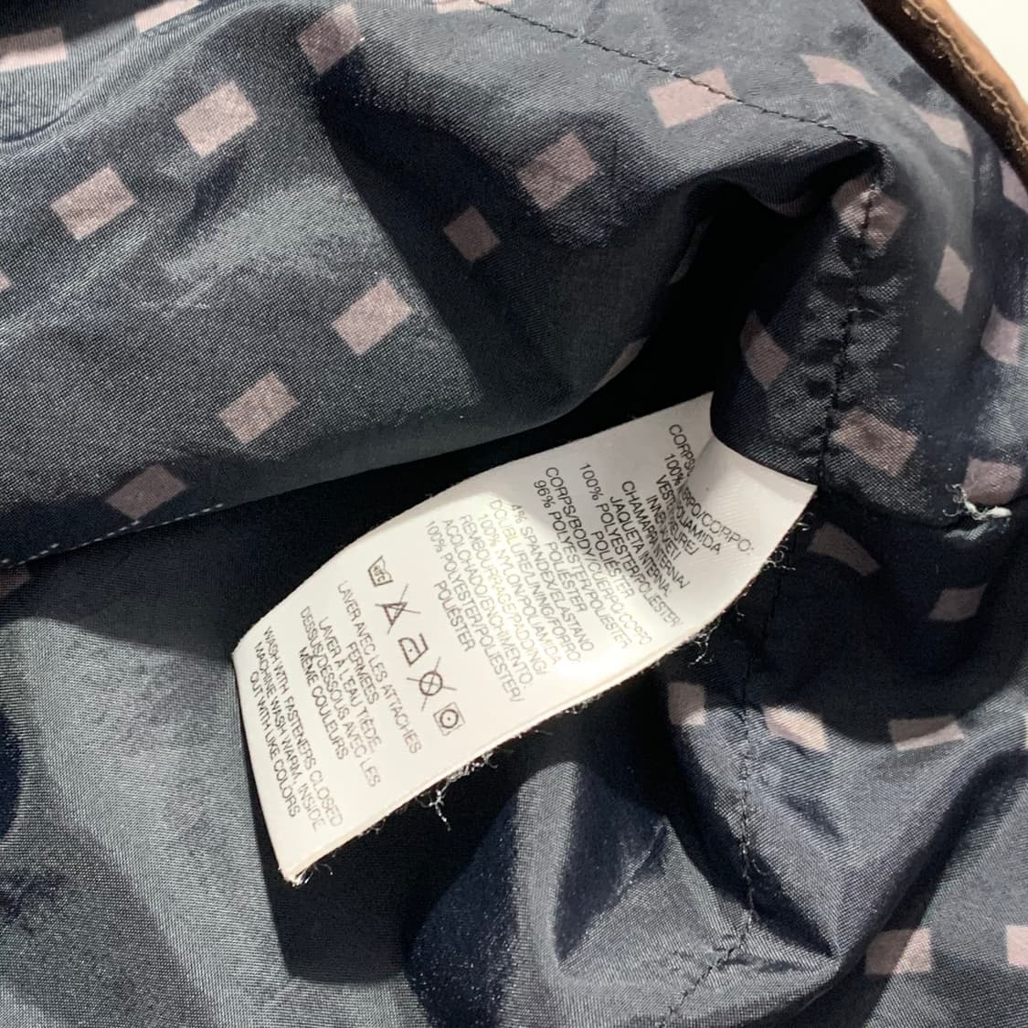 살로몬 경량 점퍼  상품이미지4