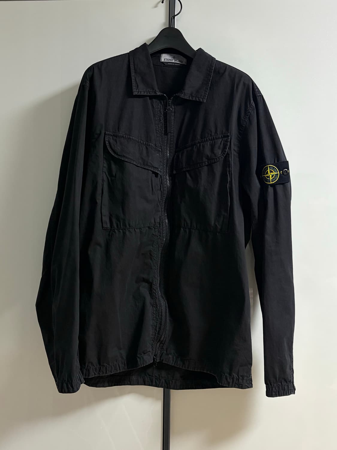 스톤아일랜드 22FW 오버 셔츠 자켓 XL 팝니다. 상품이미지2