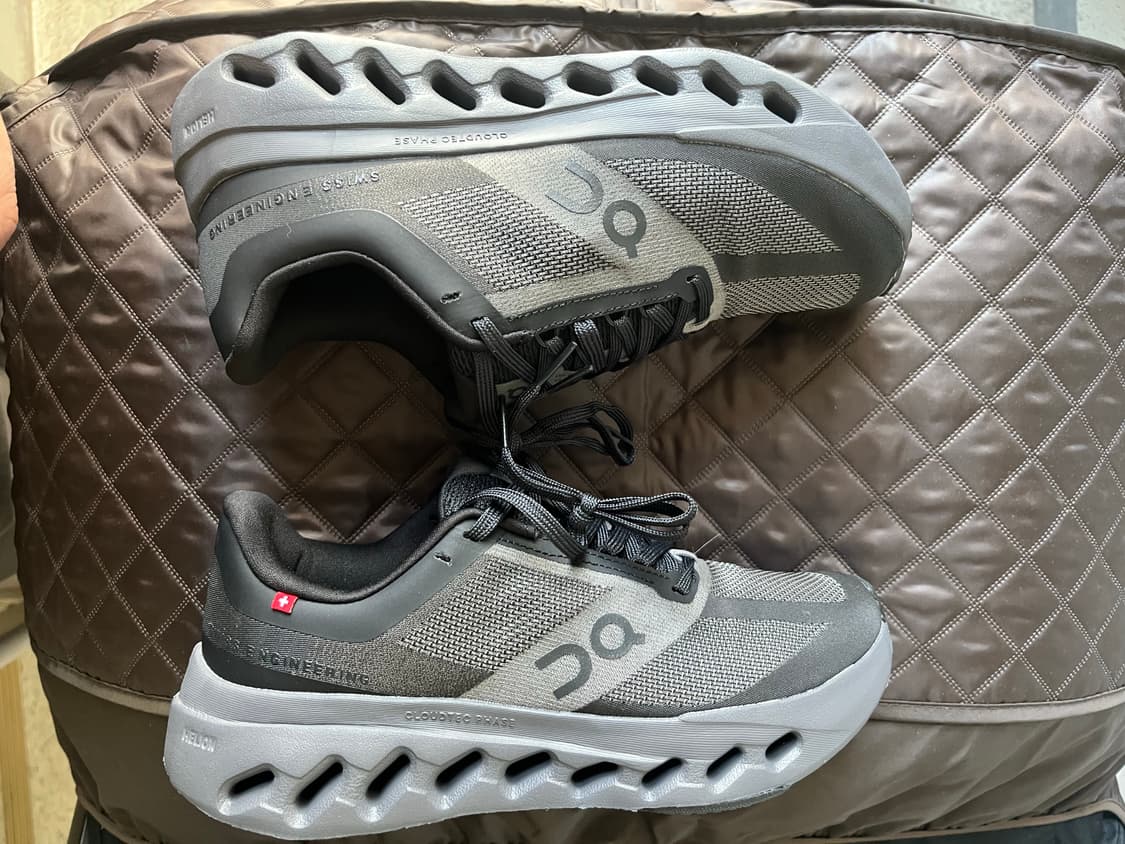 온러닝 클라우드서퍼 넥스트 블랙 이클립스 상품이미지3