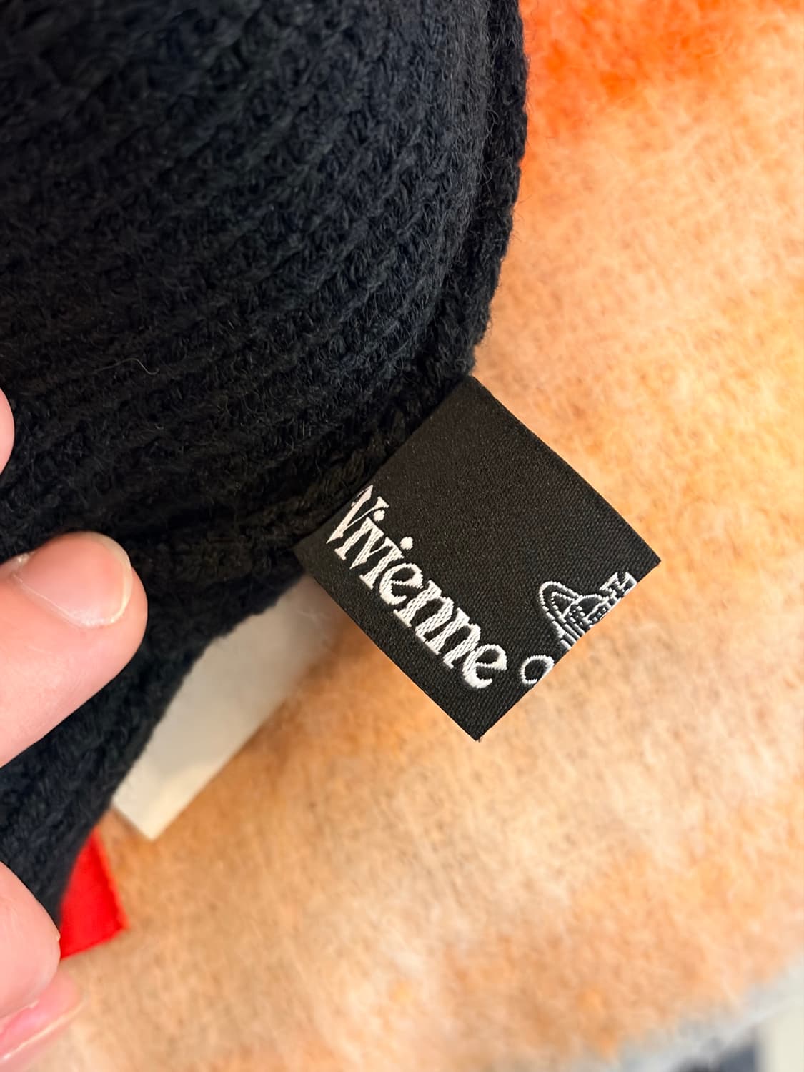 비비안웨스트우드 로고 비니 상품이미지3