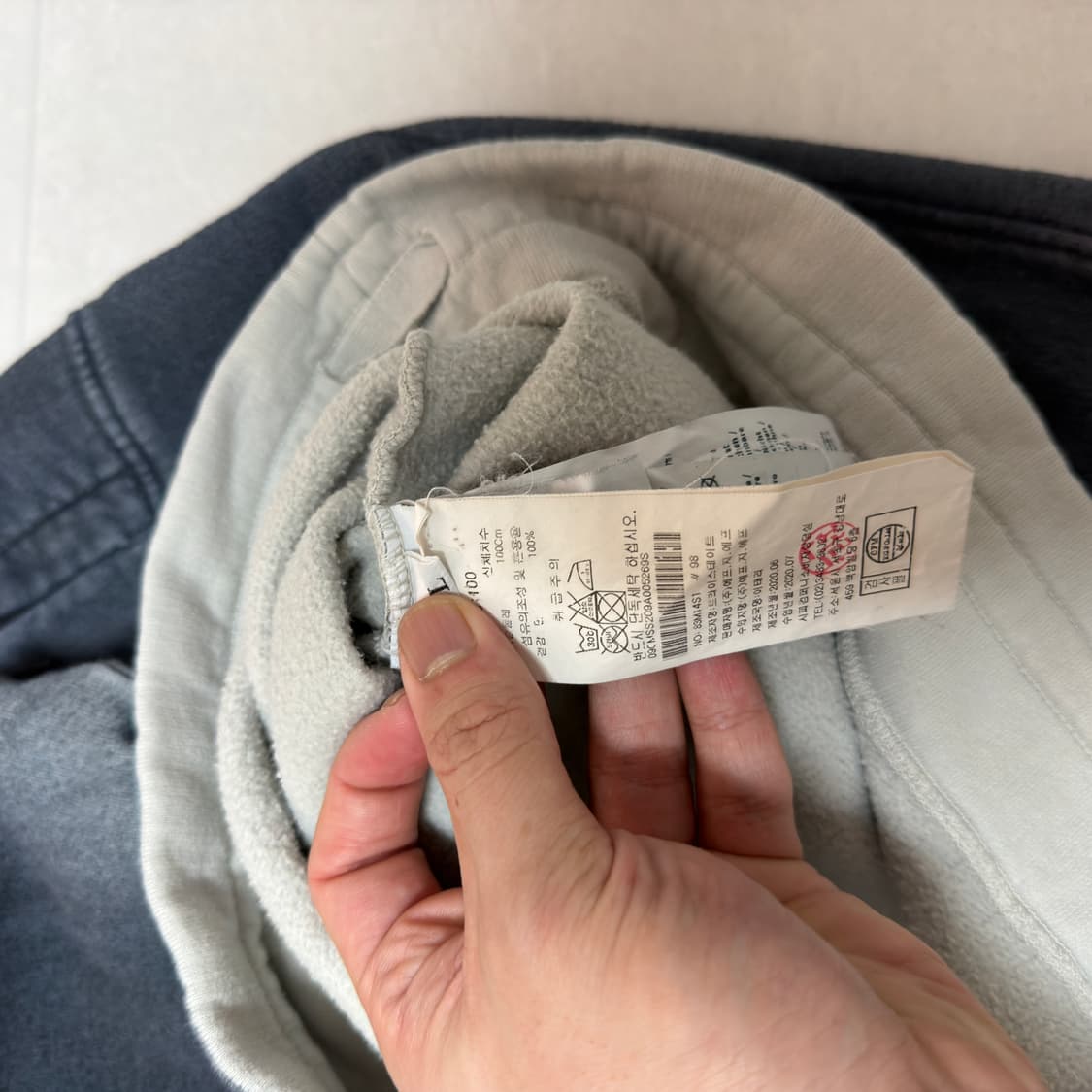 [백화점판, L] CP컴퍼니 프리즘 워싱 스웻 후드티 상품이미지4