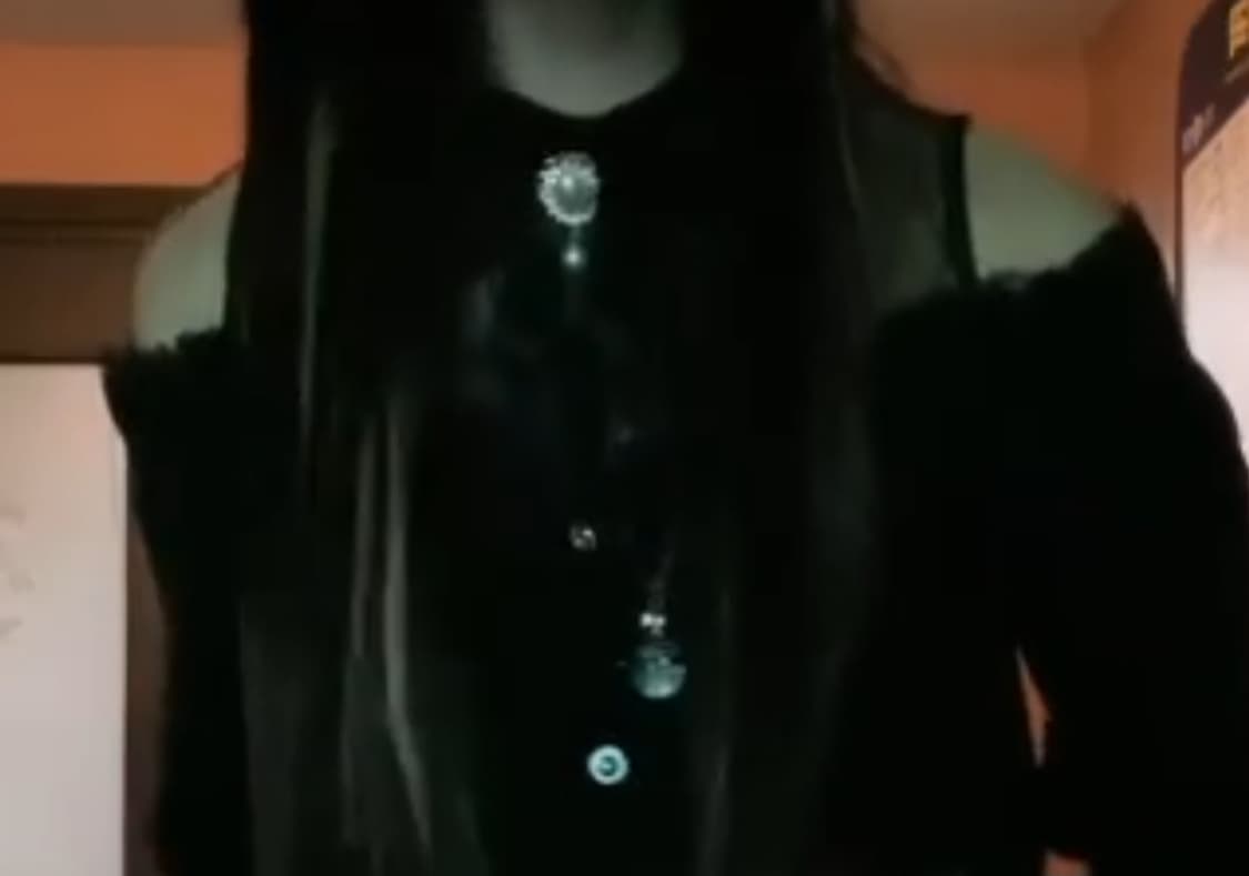 양지뢰 앙크루즈 어께트임 니트 상품이미지1