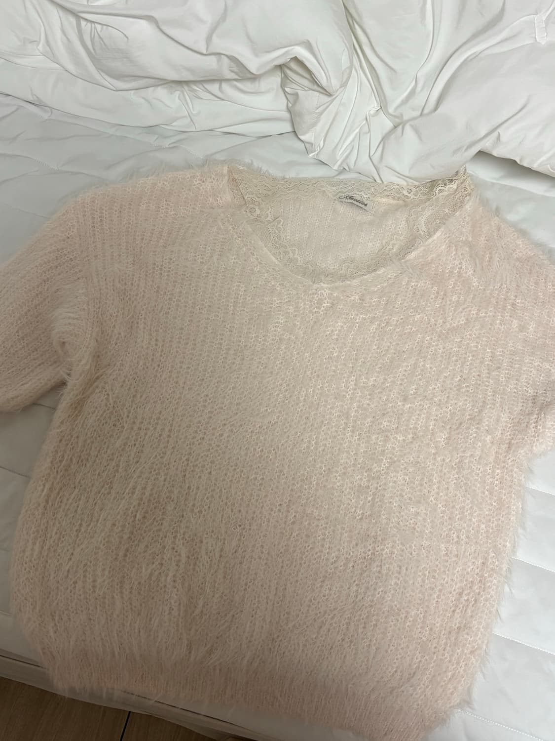 벚꽃룩 추천..♡ 클리시어 블러쉬 레이스 오프숄더 니트 핑크 상품이미지3