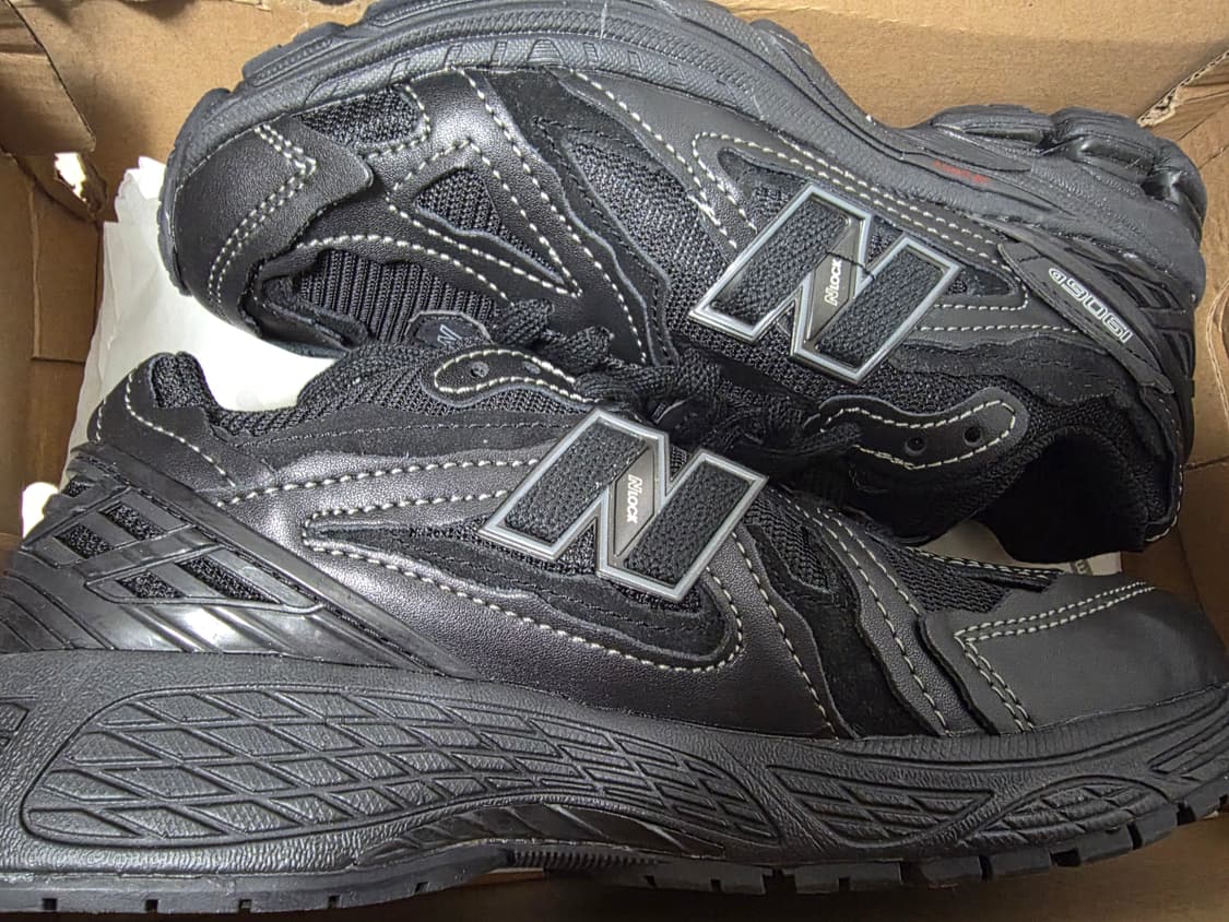 뉴발란스 1906D 올블랙 운동화 상품이미지2