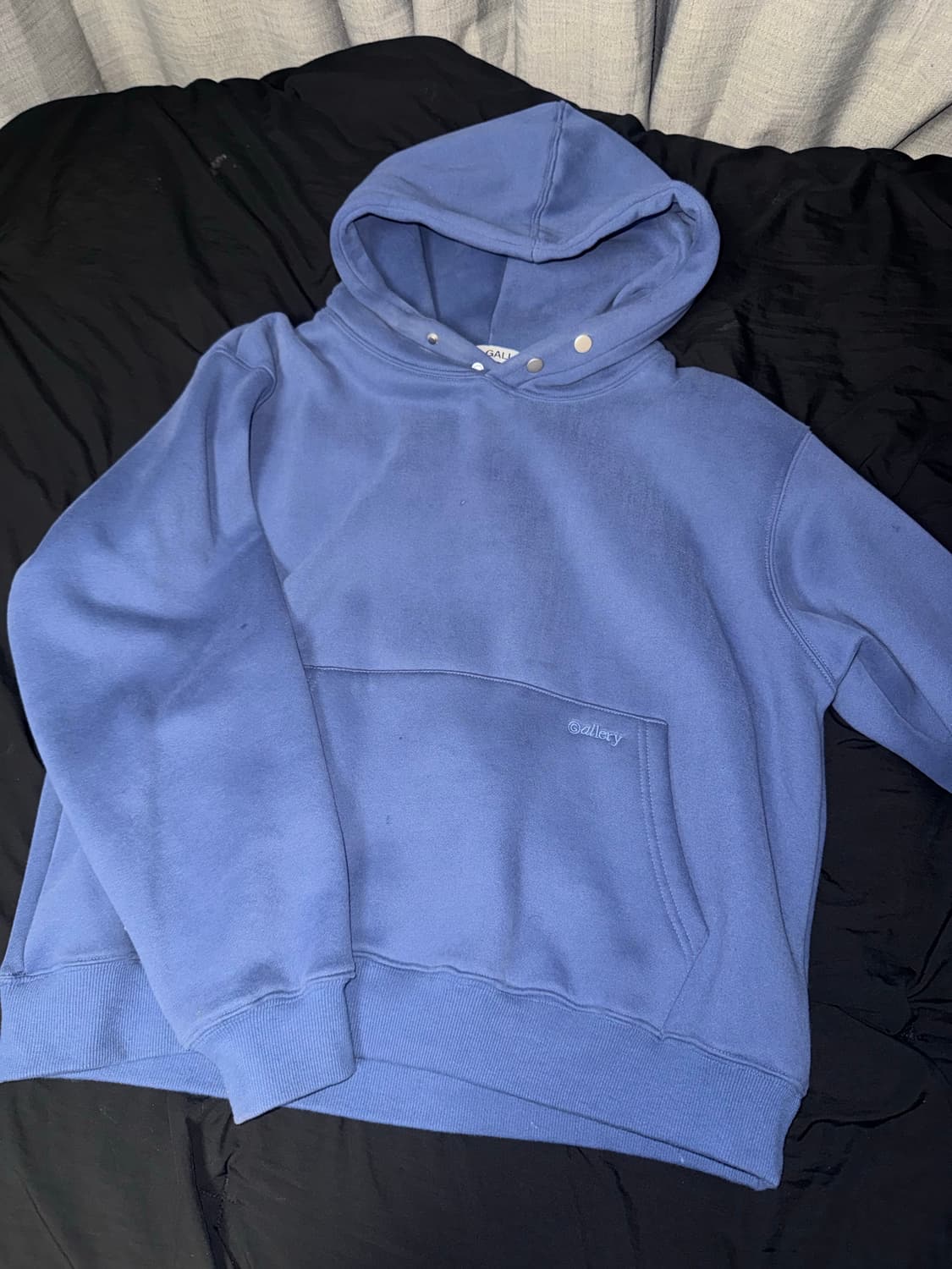 감마갤러리 플레인 스냅 후드 pale blue 상품이미지1