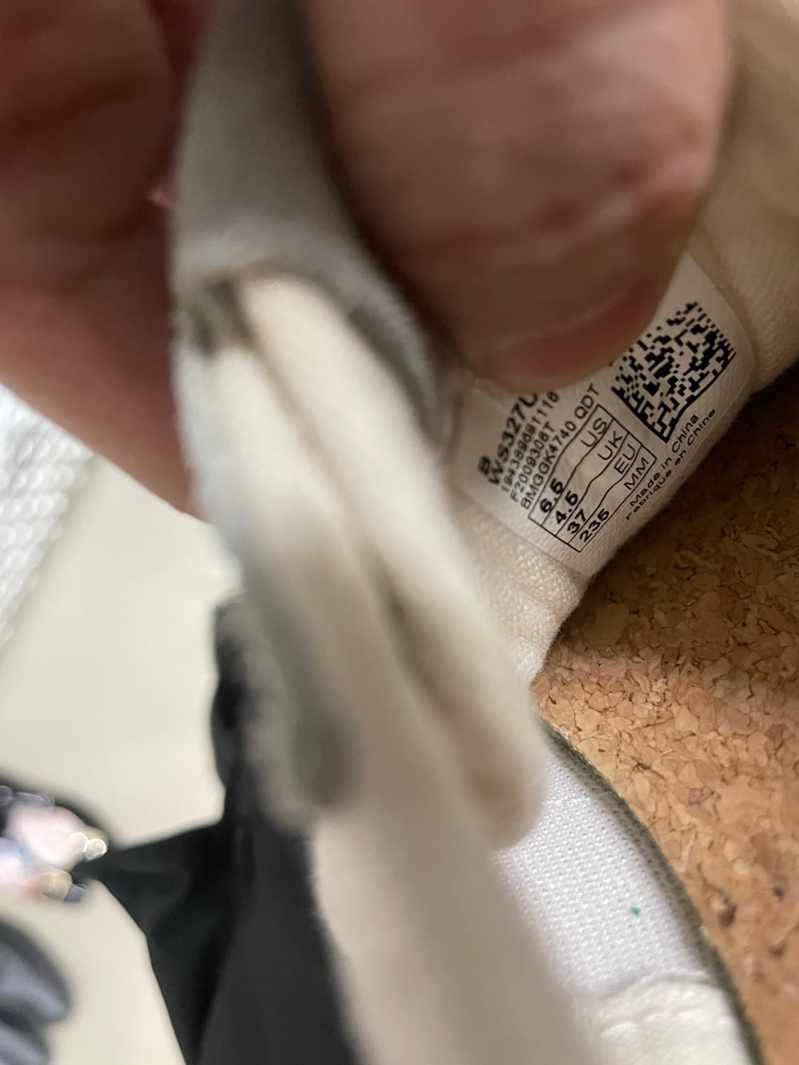 뉴발란스 327 아이보리 235 상품이미지9