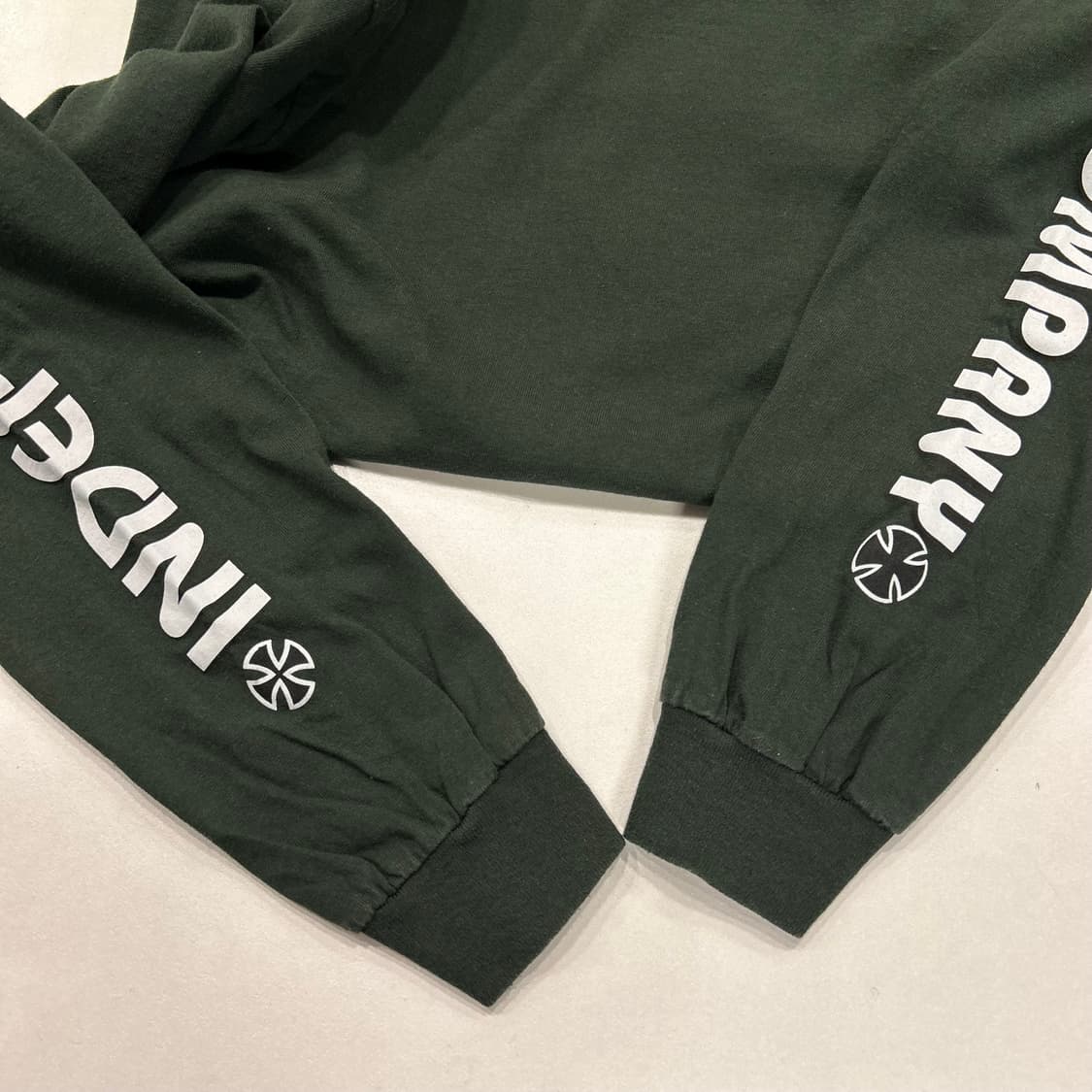 [M] 인디펜던트 Independent 긴팔 티셔츠 다크 그린 B223 상품이미지6