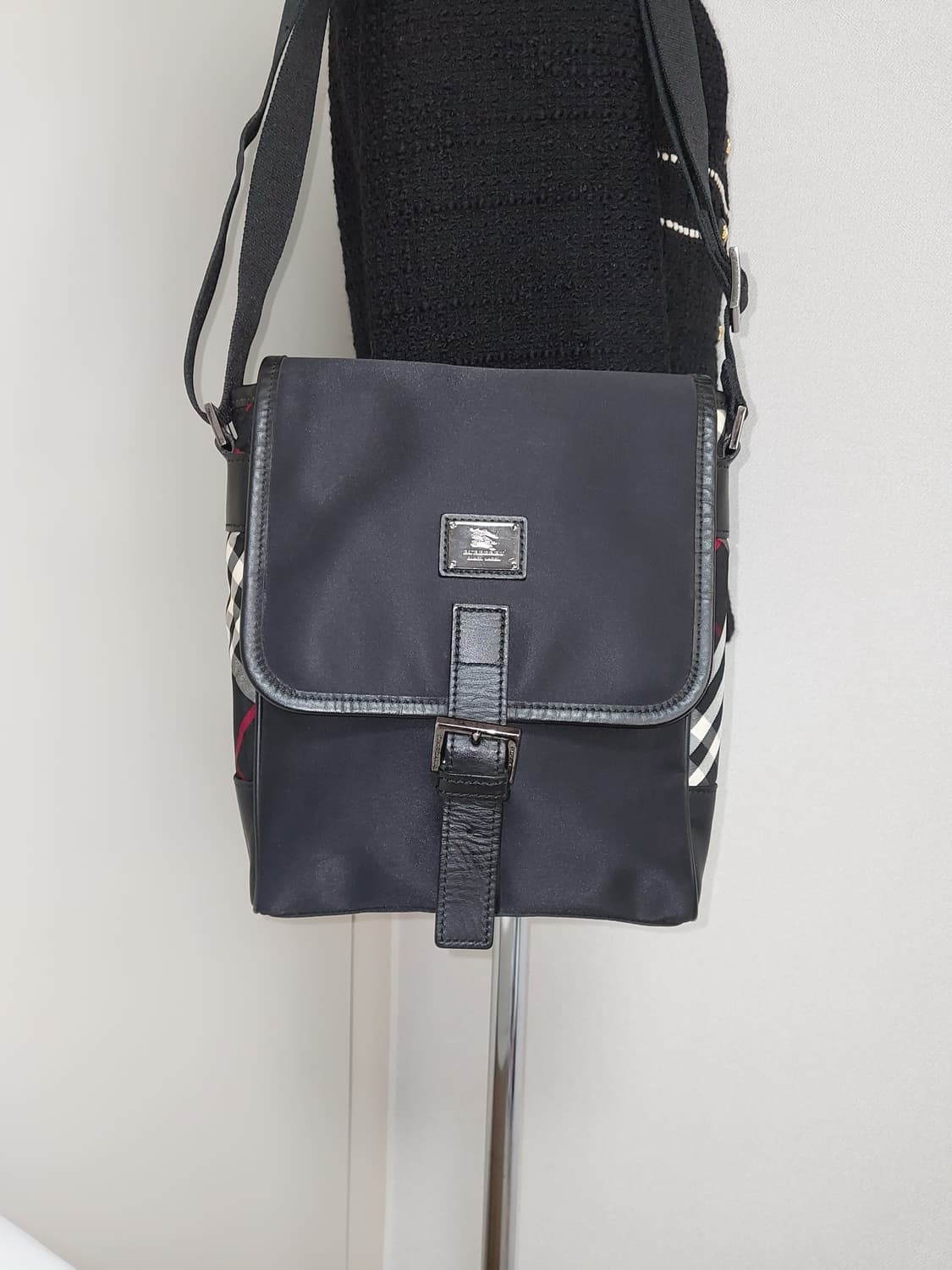 [정품] 버버리 나일론 숄더백 크로스백 상품이미지1