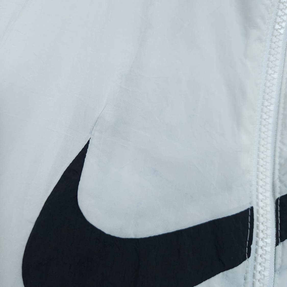 나이키 NSW 에센셜 바람막이 L 상품이미지5