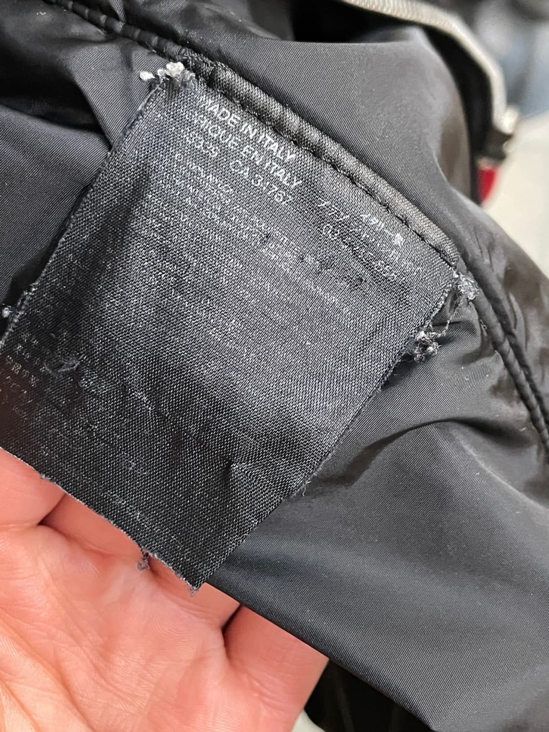 00s 프라다 스포츠 하이 넥 푸퍼 자켓 상품이미지9