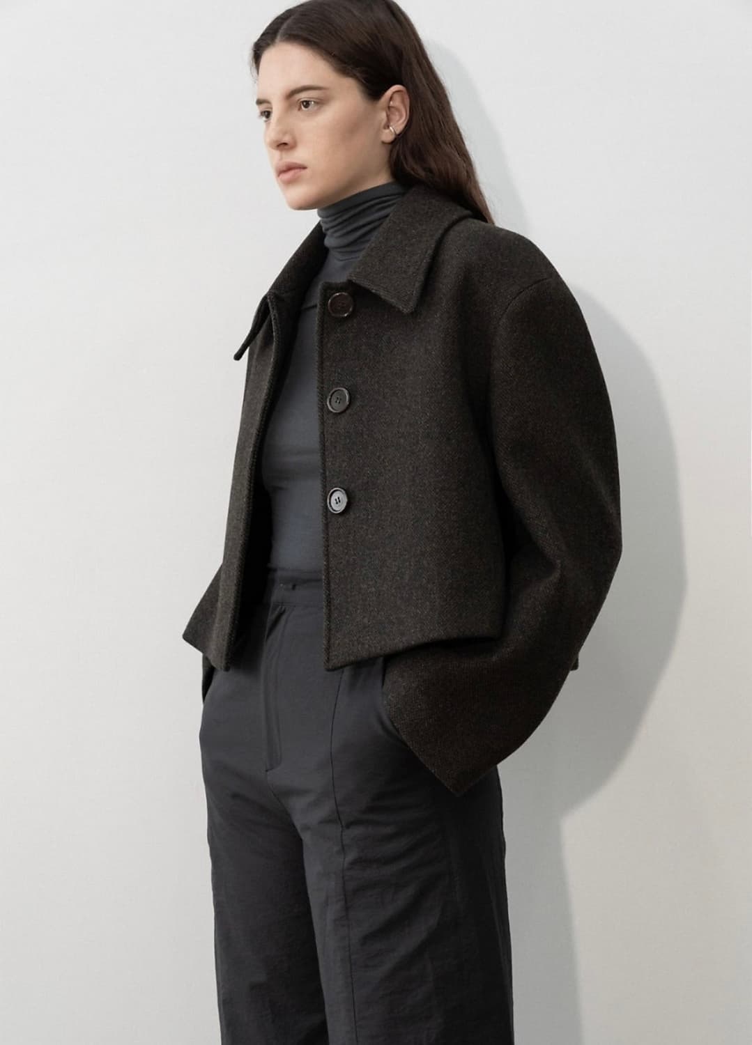 아모멘토 크롭코트 브라운 상품이미지1