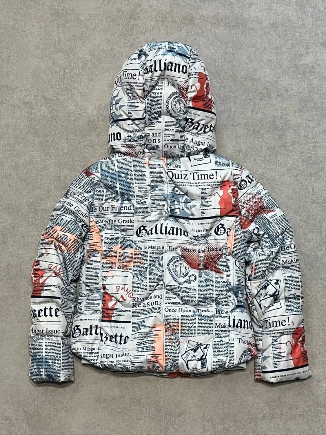존 갈리아노 뉴스페이퍼 푸퍼자켓 상품이미지5