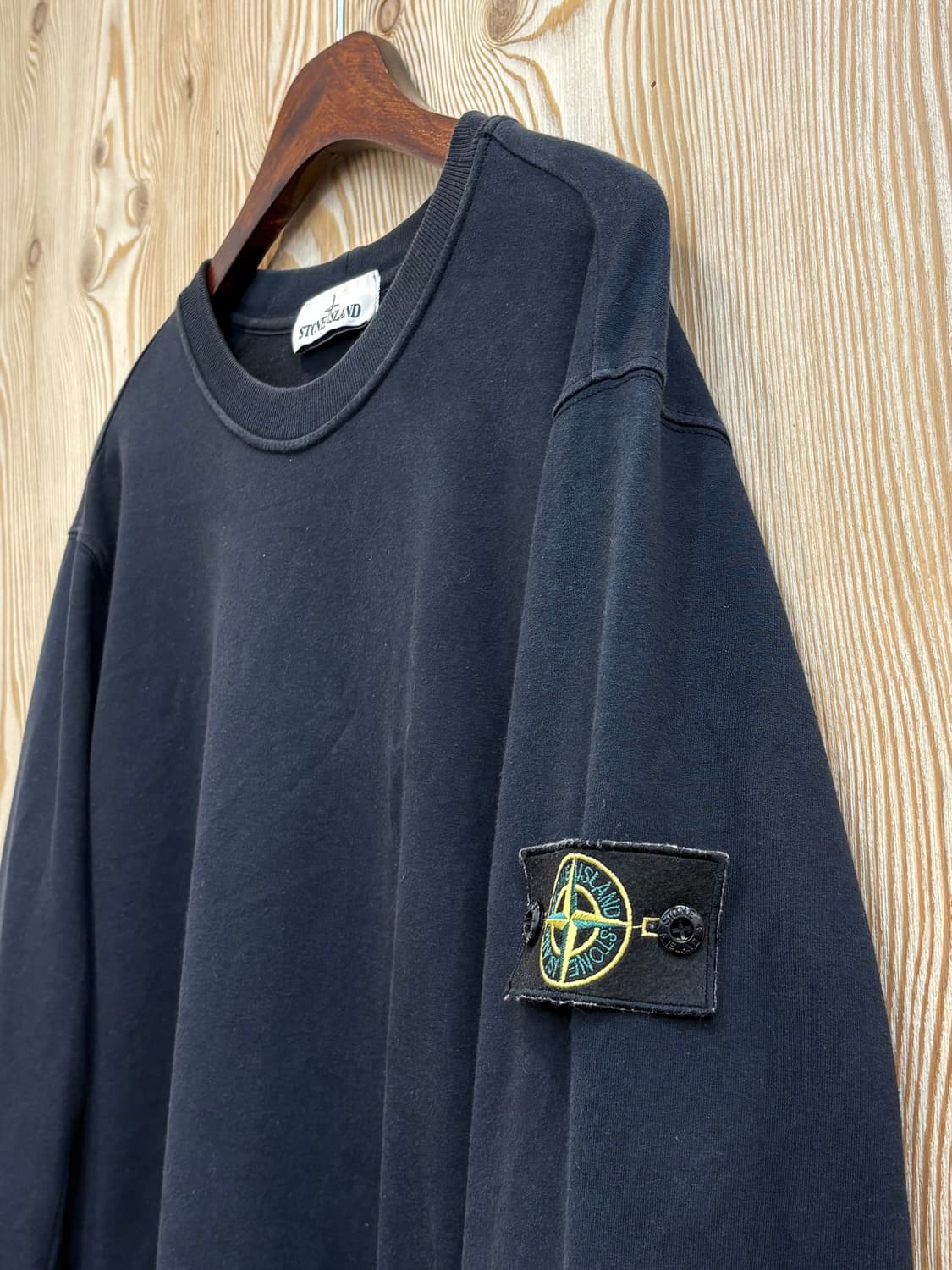 스톤아일랜드 와펜패치 맨투맨 상품이미지4