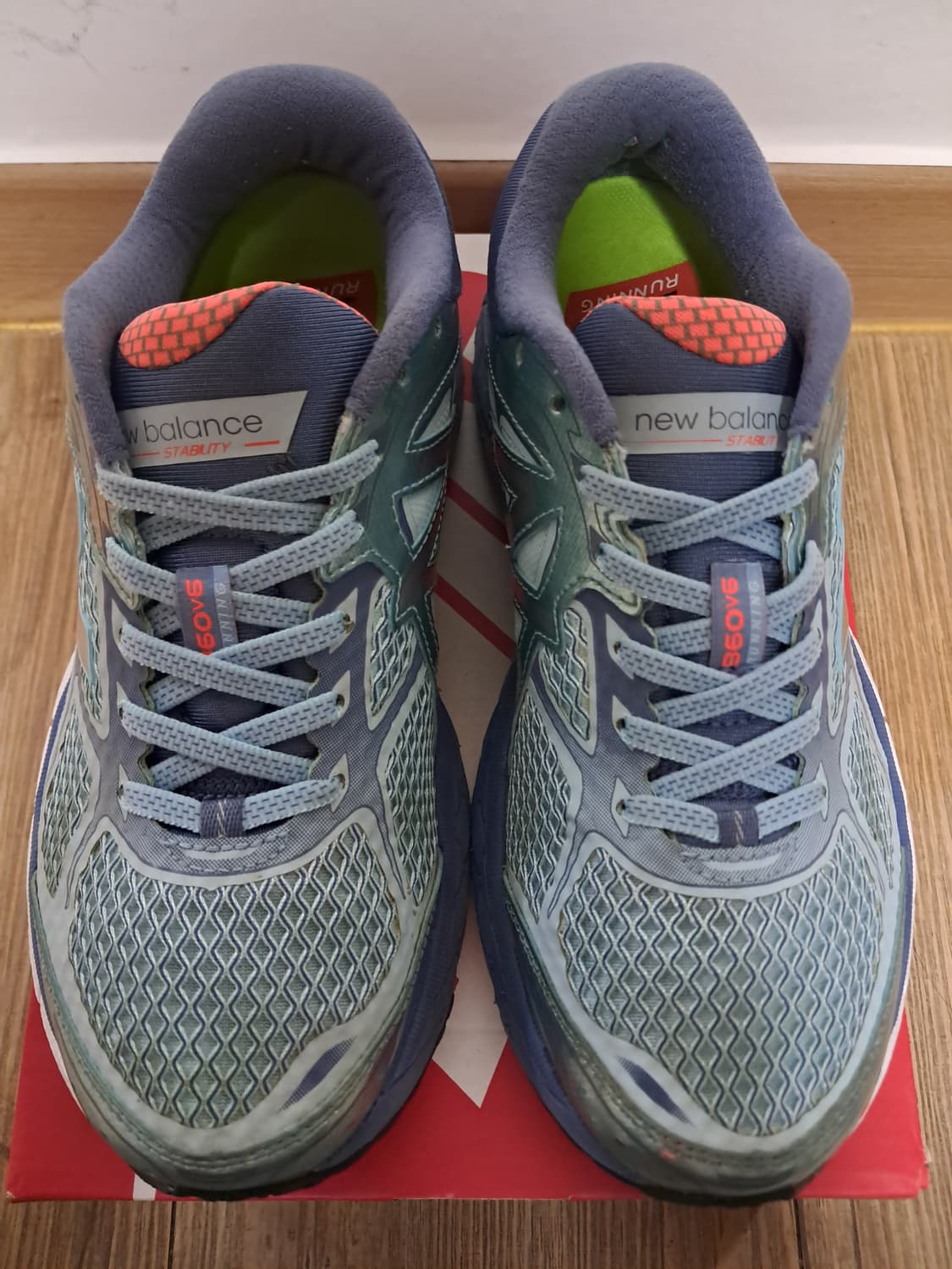 뉴발란스 860V6 240 상품이미지2