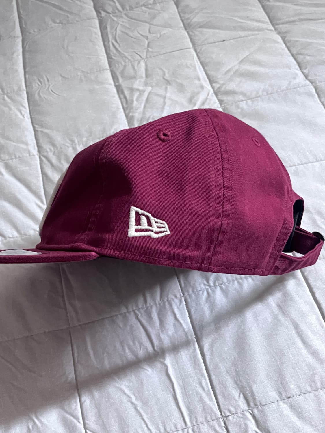 (새상품) 뉴에라 버건디 모자 s/m size 상품이미지2