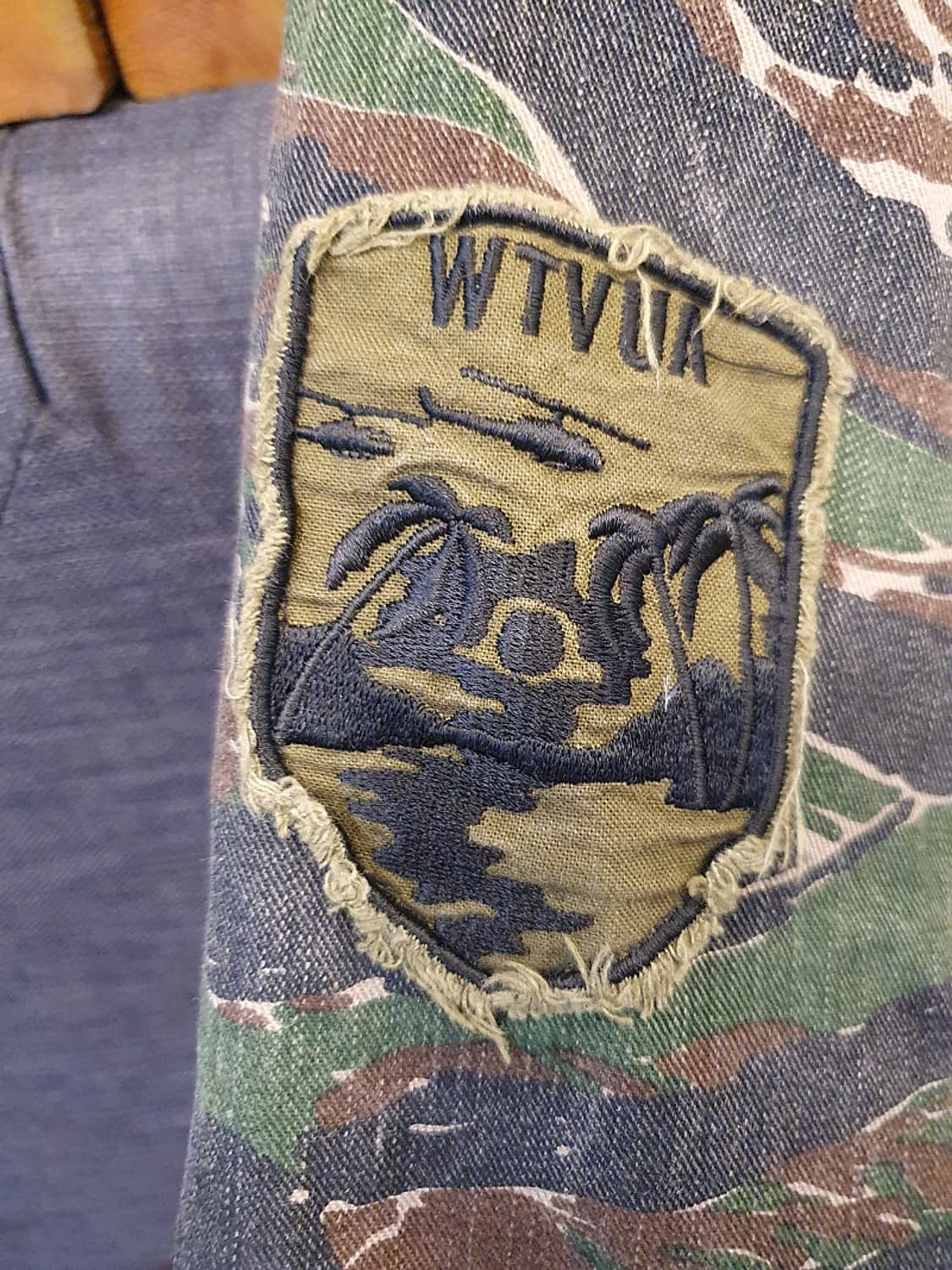 더블탭스 17 시즌 버드 셔츠 반팔
 상품이미지8